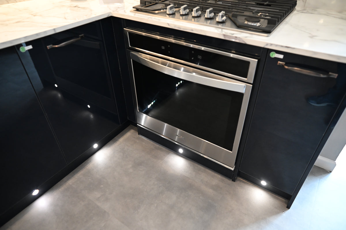 Wren Autograph Navy Blue Gloss Kitchen
