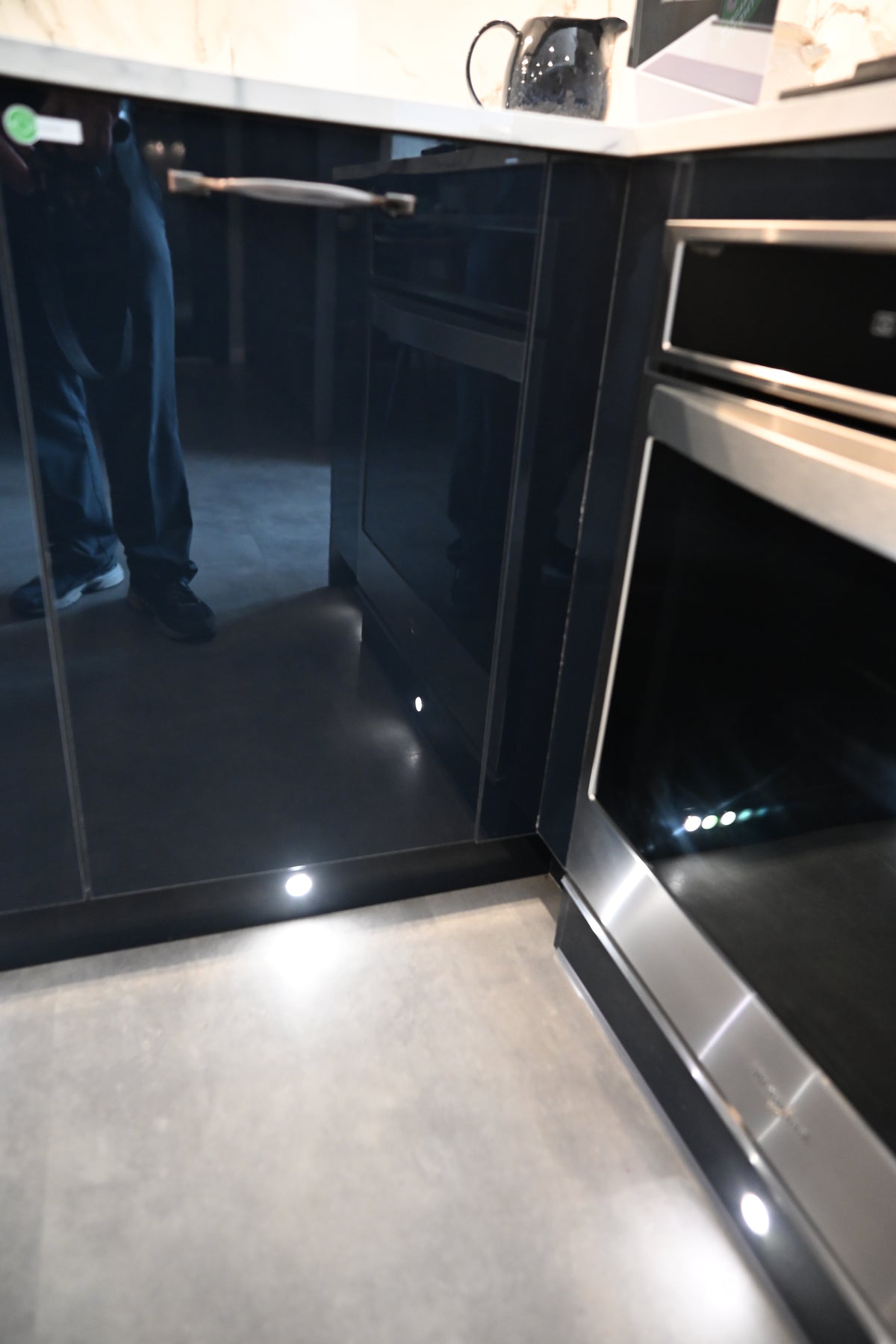 Wren Autograph Navy Blue Gloss Kitchen