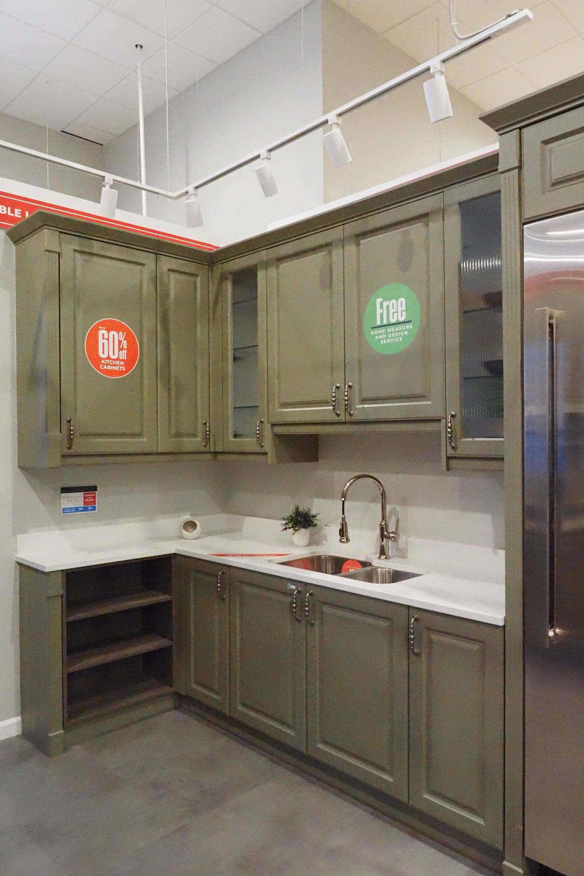 Wren Georgian Juratek Olive Green Matte Kitchen