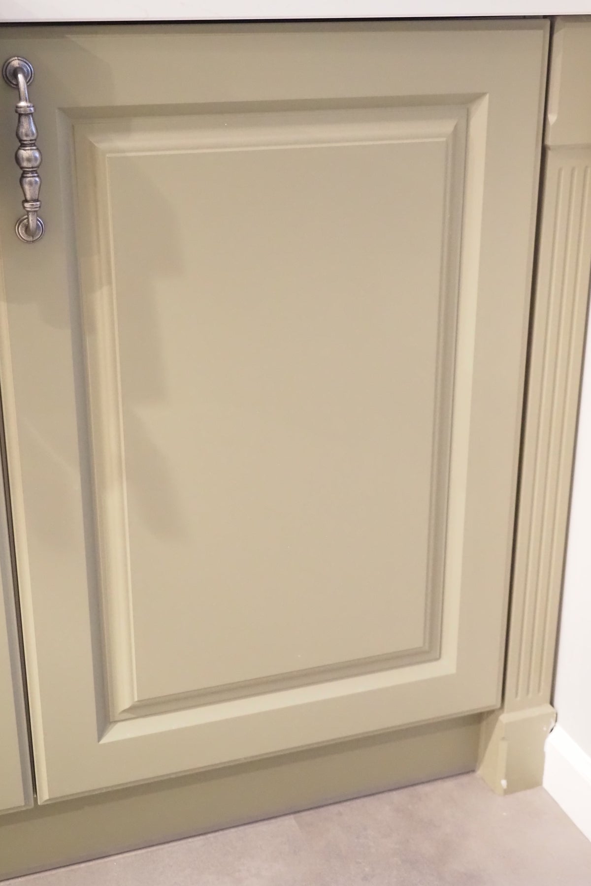 Wren Georgian Juratek Olive Green Matte Kitchen