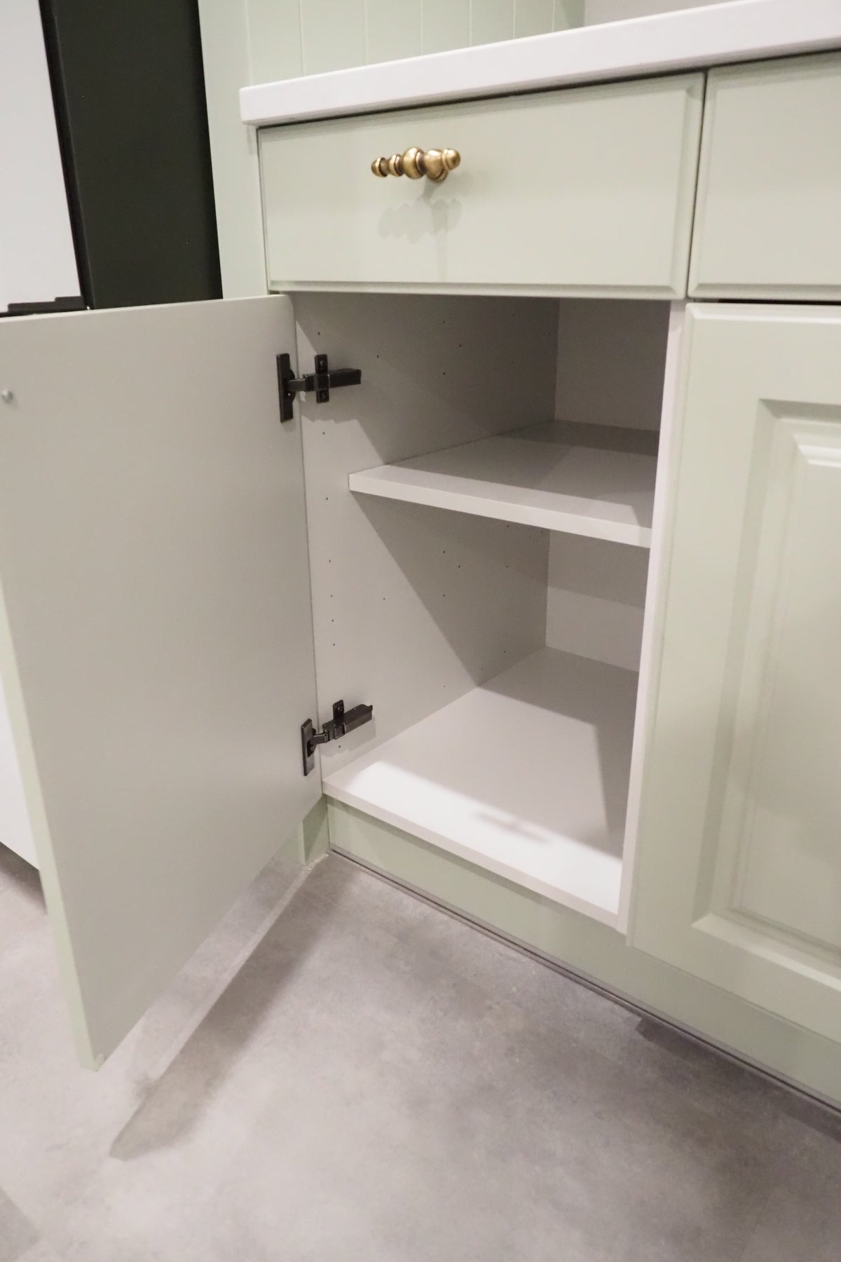Wren Georgian Juratek Sage Green Matte Kitchen