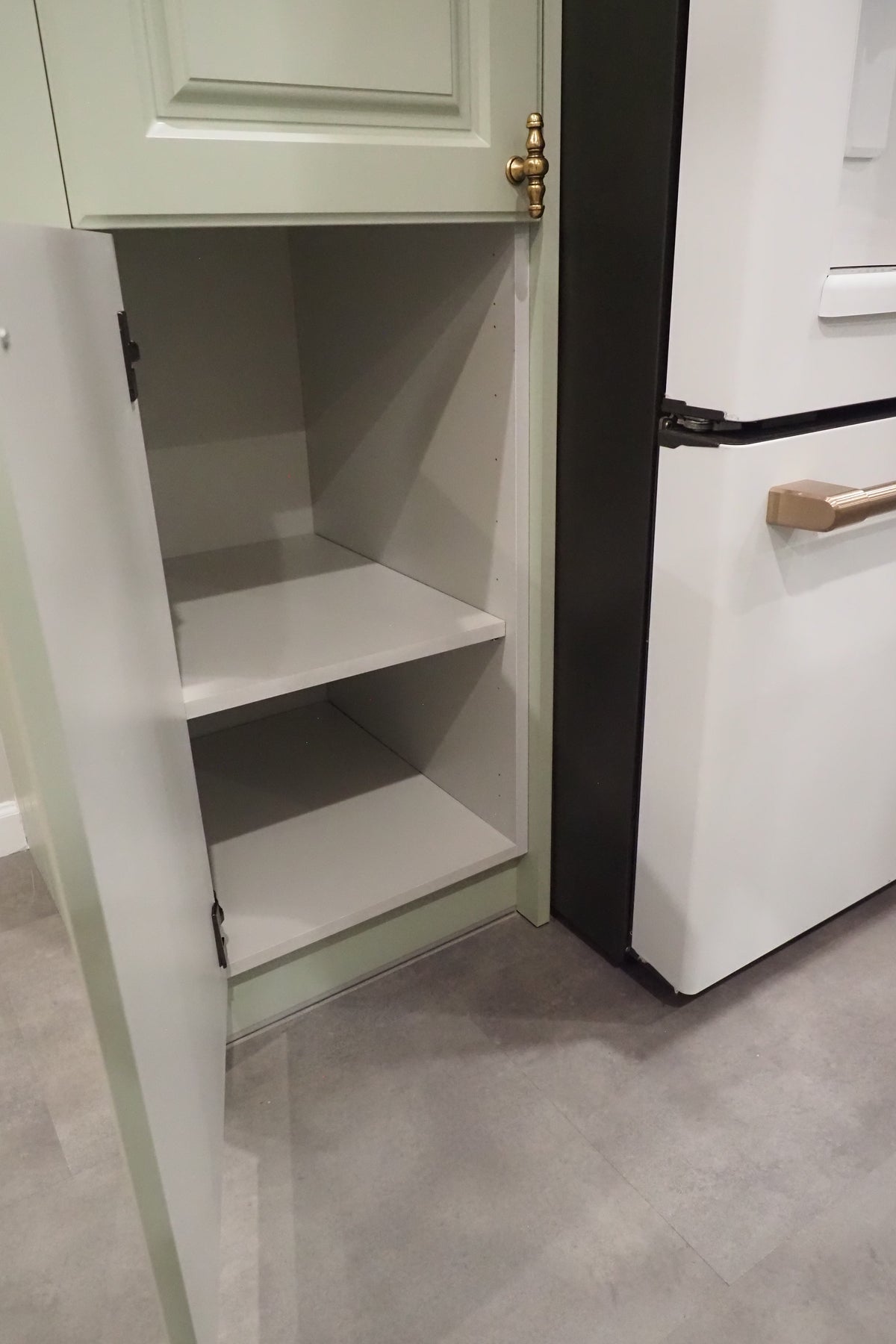 Wren Georgian Juratek Sage Green Matte Kitchen