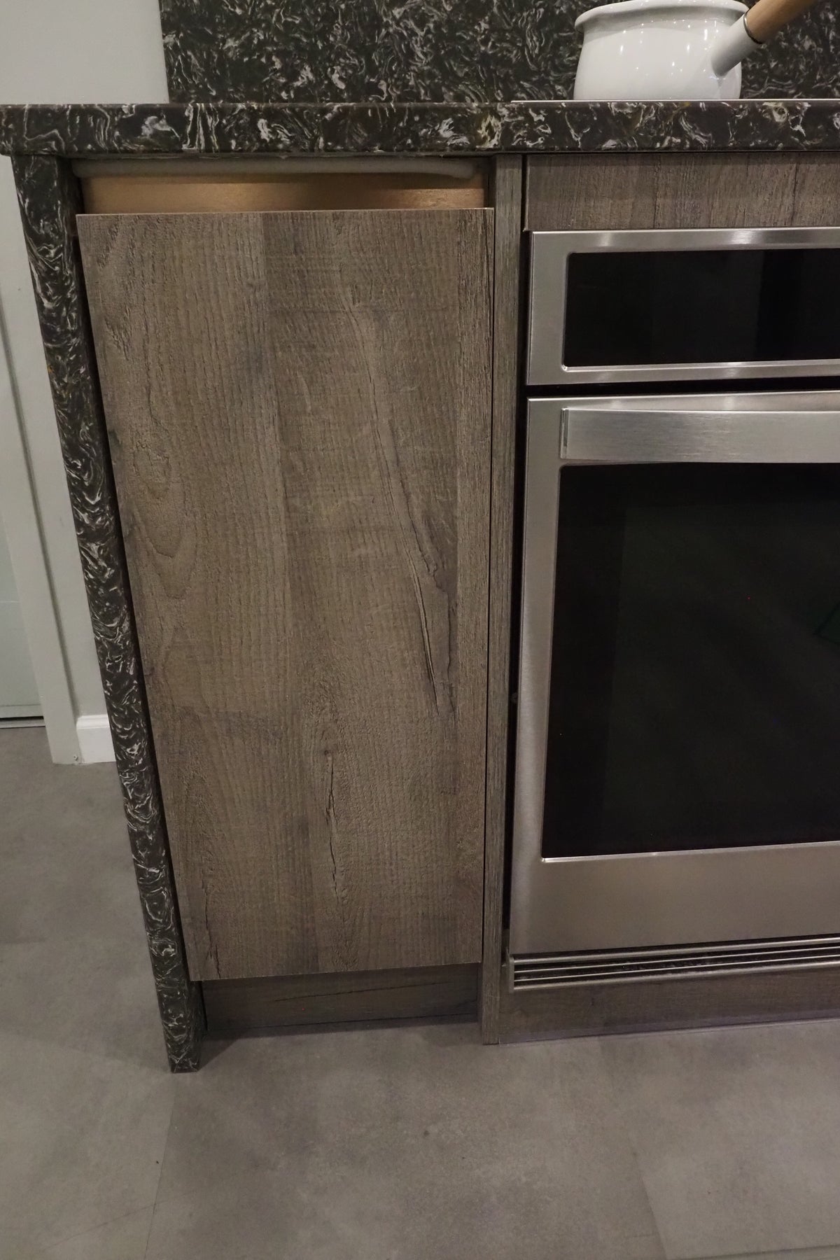 Wren Milano Ultra Modern Kitchenette with Appliances