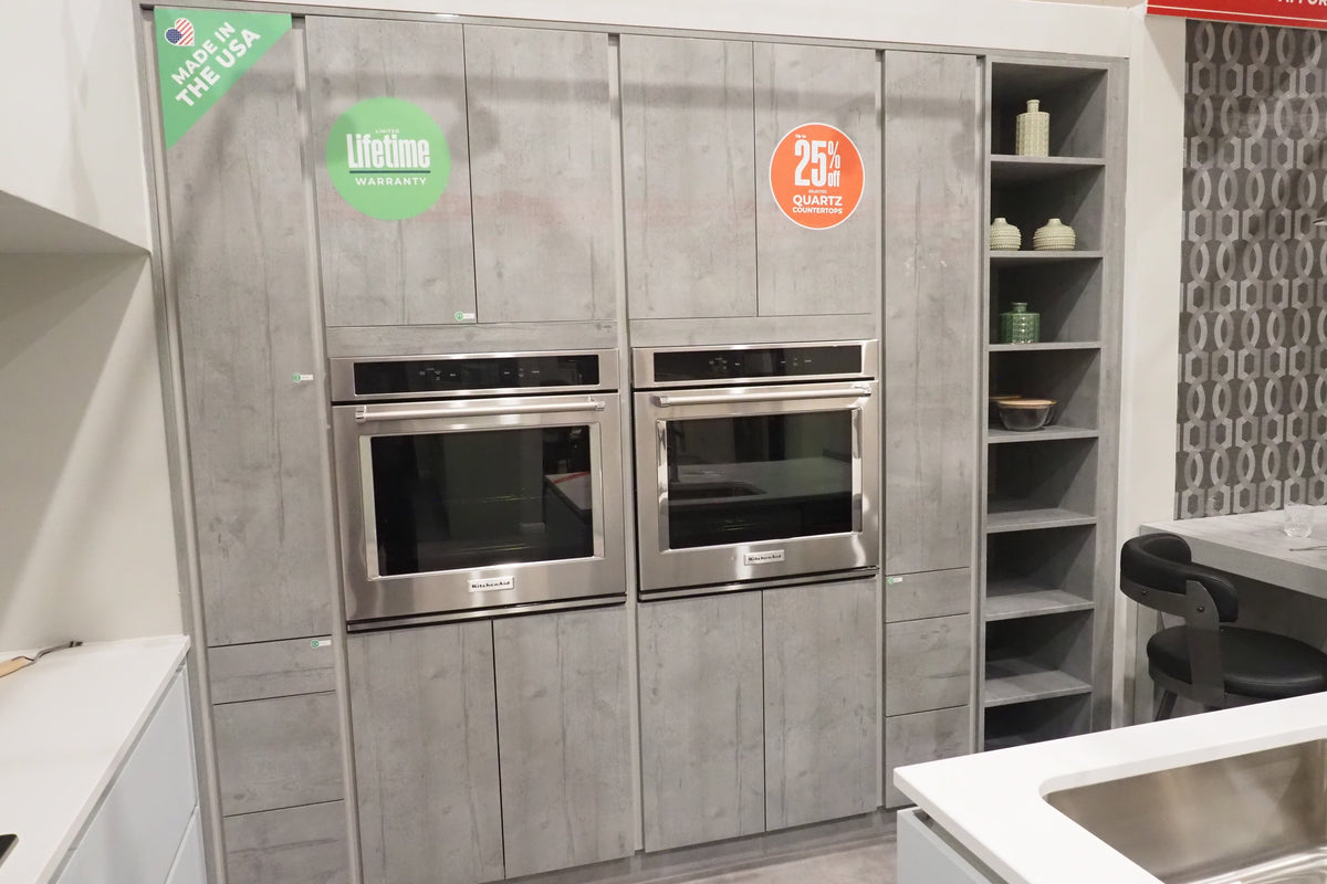 Wren Milano Modern Kitchen with Island & Appliances