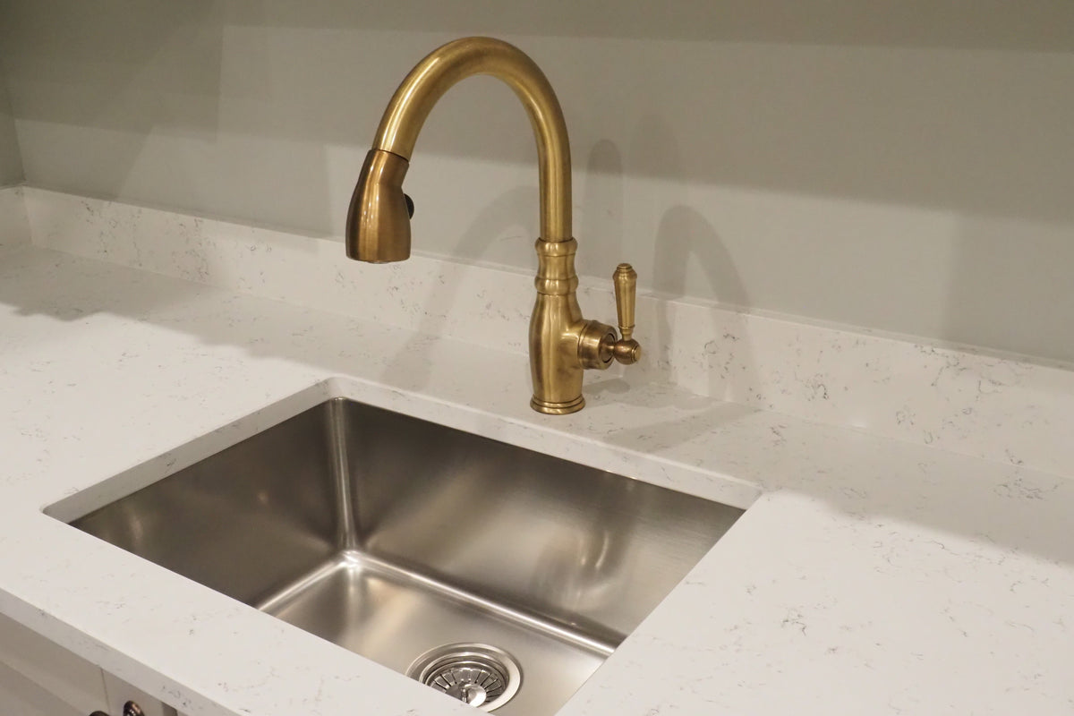 Wren Shaker Forest Classic and Metallic Bronze Matte Kitchen
