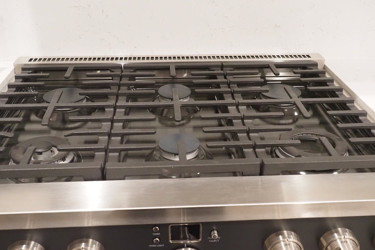 Wren Shaker Forest Classic and Metallic Bronze Matte Kitchen