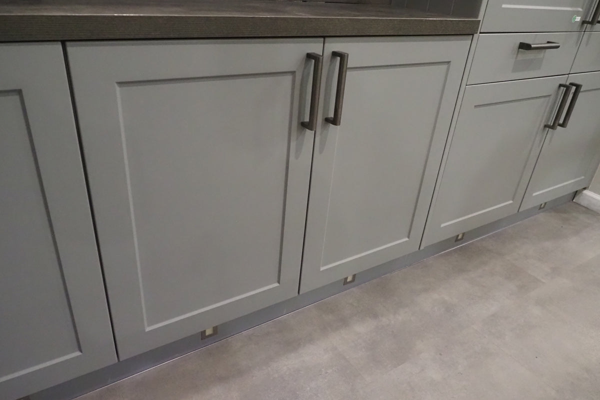 Wren Shaker Chelsea Juratek Dove Gray Matte Kitchen