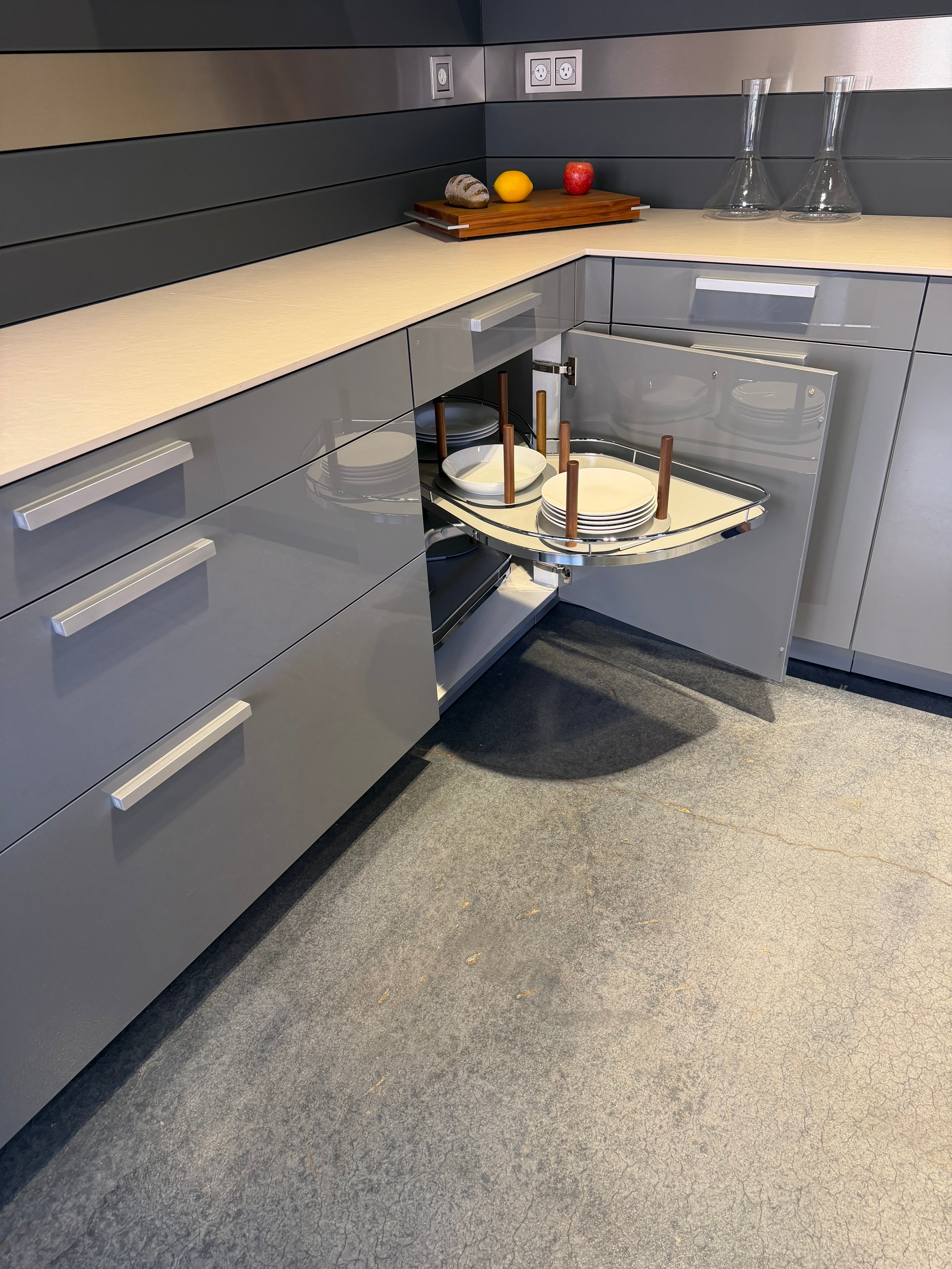 Poggenpohl Artesio Modern Grey & Wood Veneer Kitchen with Wolf & Sub-Zero Appliances