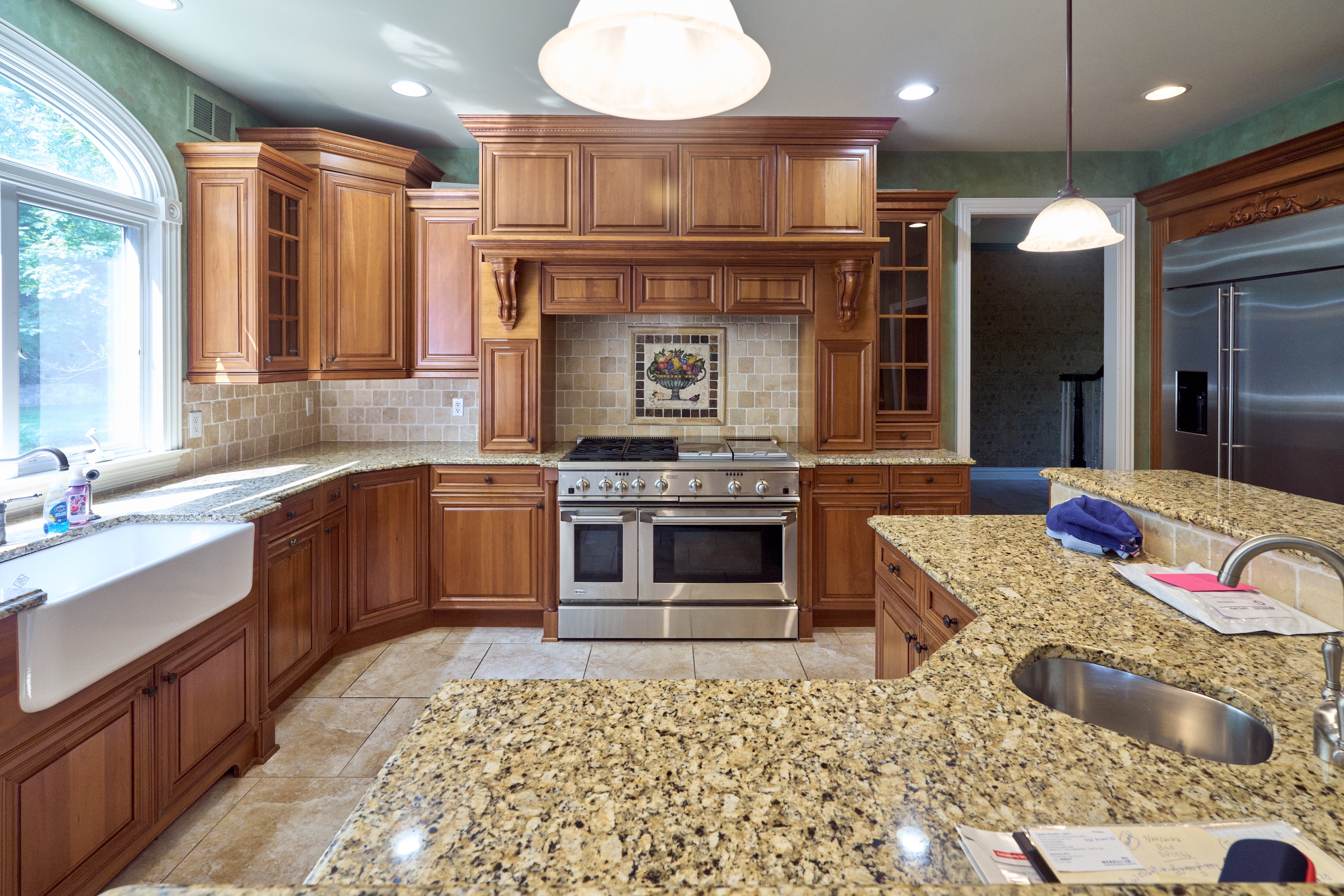 "The Oakridge" Traditional Classic Wooden Kitchen Suite