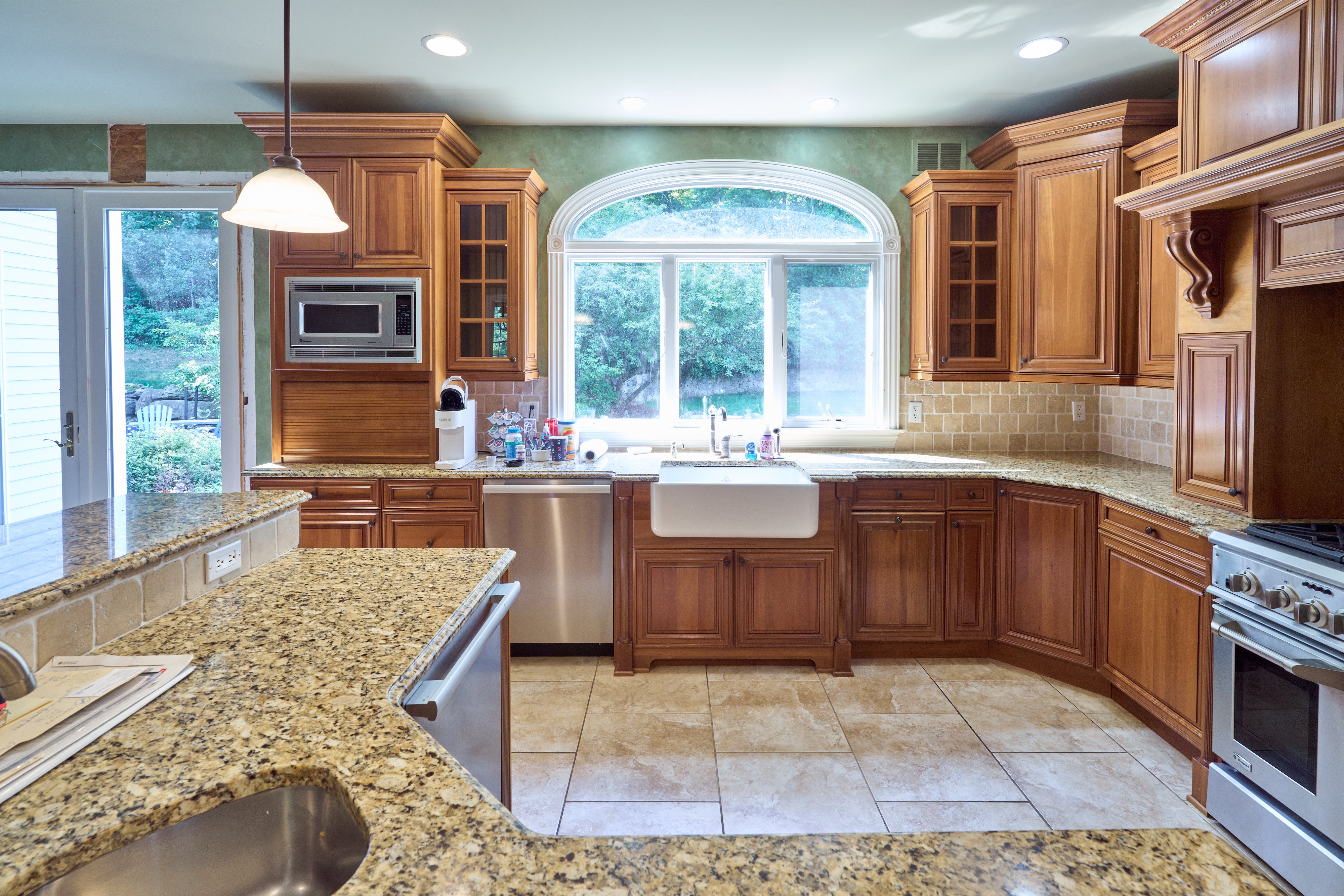 "The Oakridge" Traditional Classic Wooden Kitchen Suite