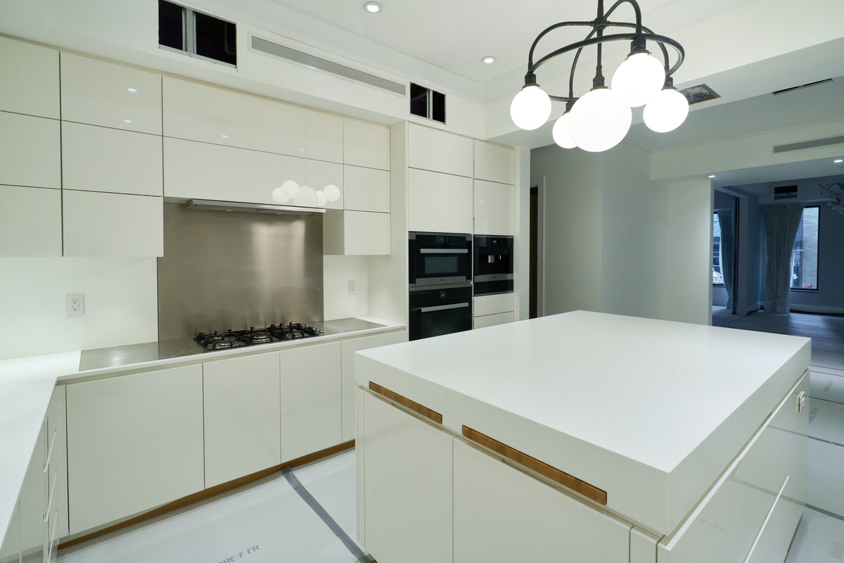 Poliform Modern Glossy White Kitchen with Island & Miele Appliances