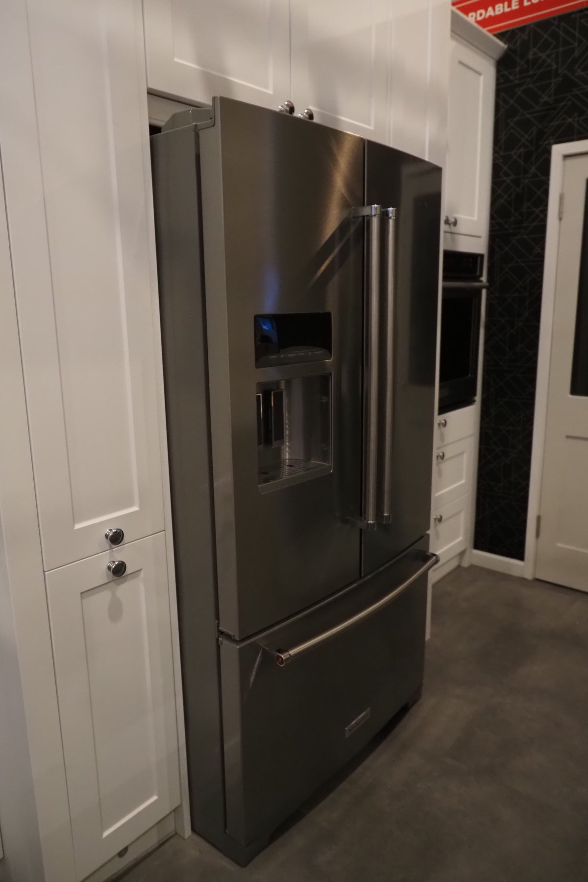 Wren Shaker White & Grey Matte Kitchen with KitchenAid Appliances