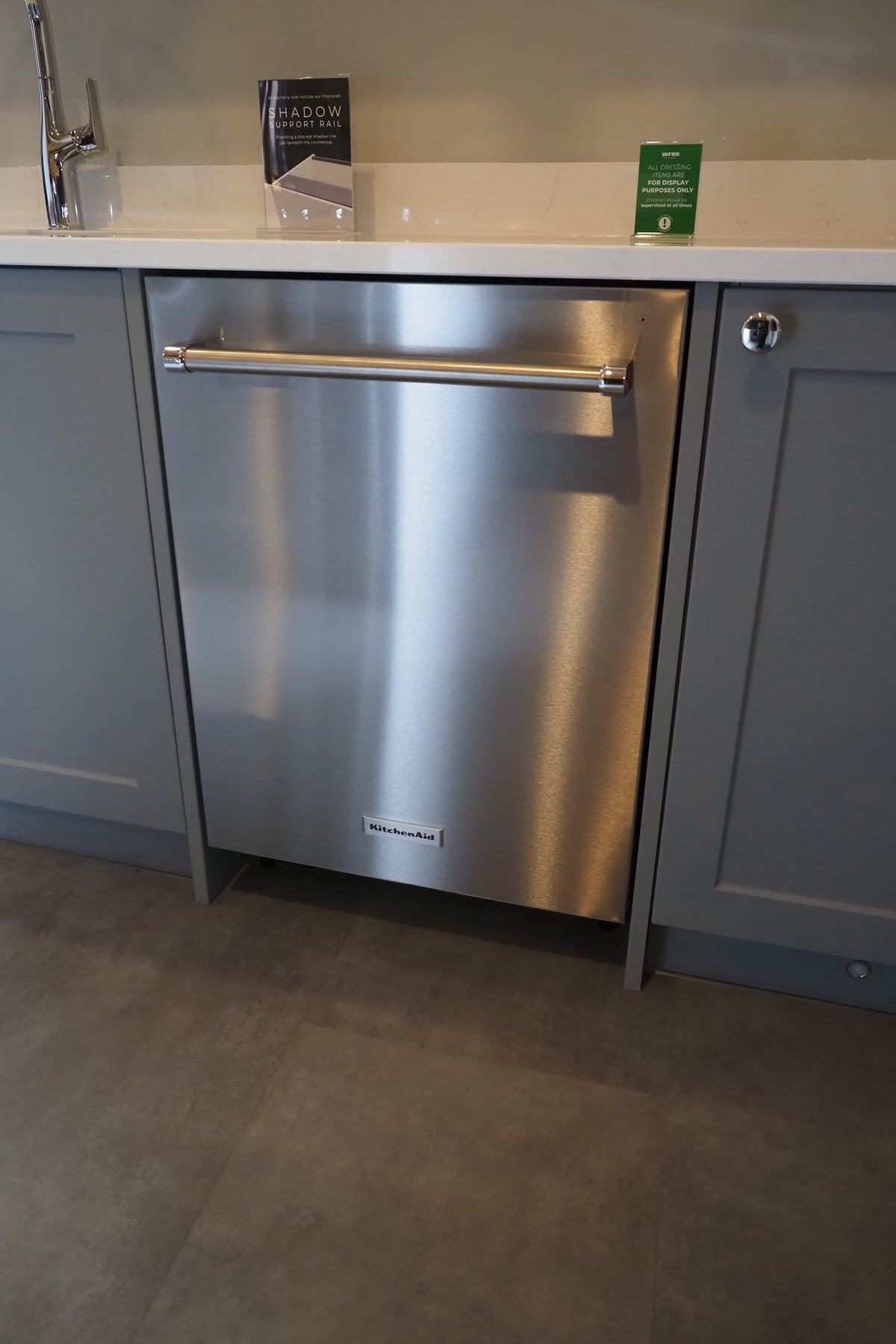 Wren Shaker White & Grey Matte Kitchen with KitchenAid Appliances