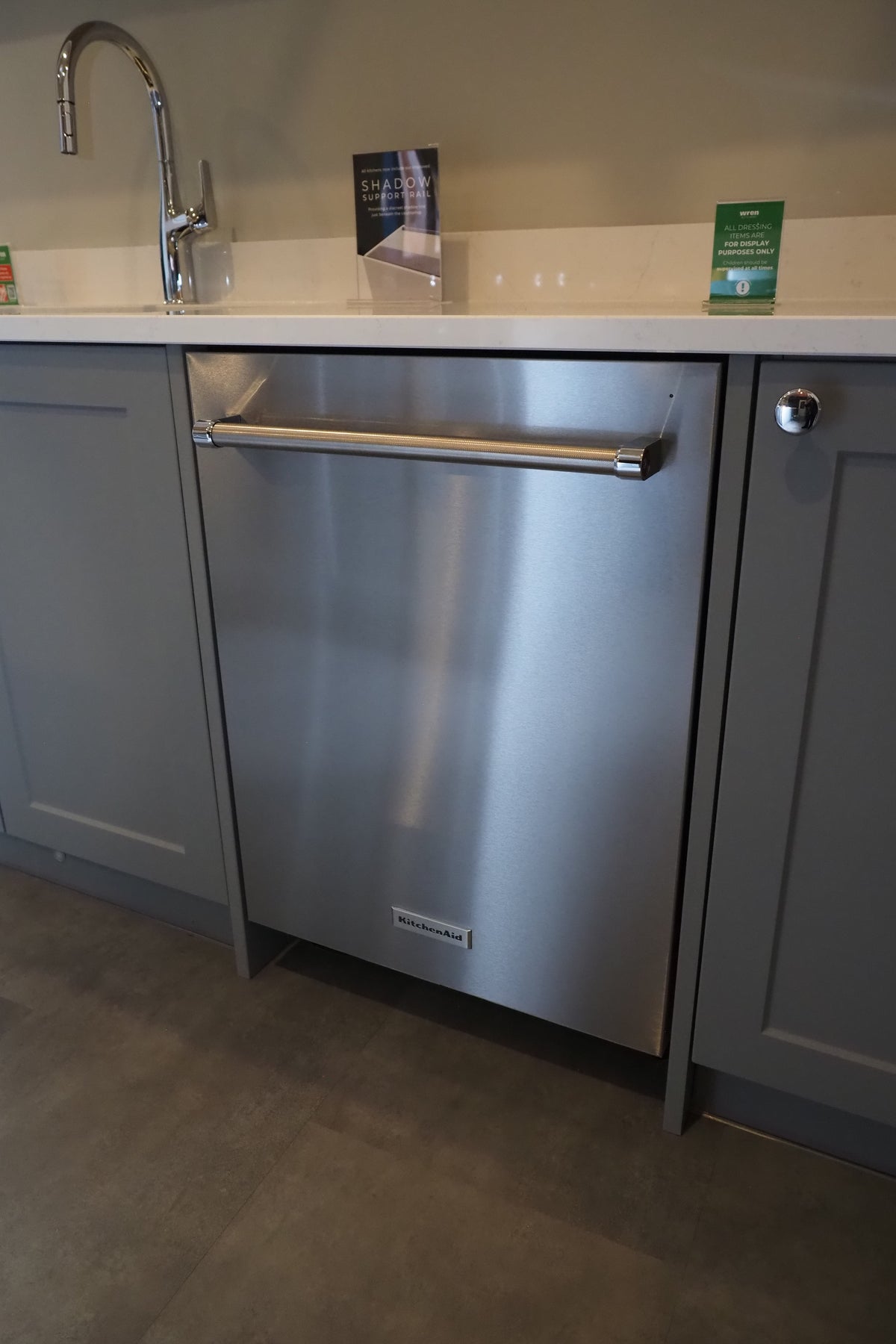 Wren Shaker White & Grey Matte Kitchen with KitchenAid Appliances