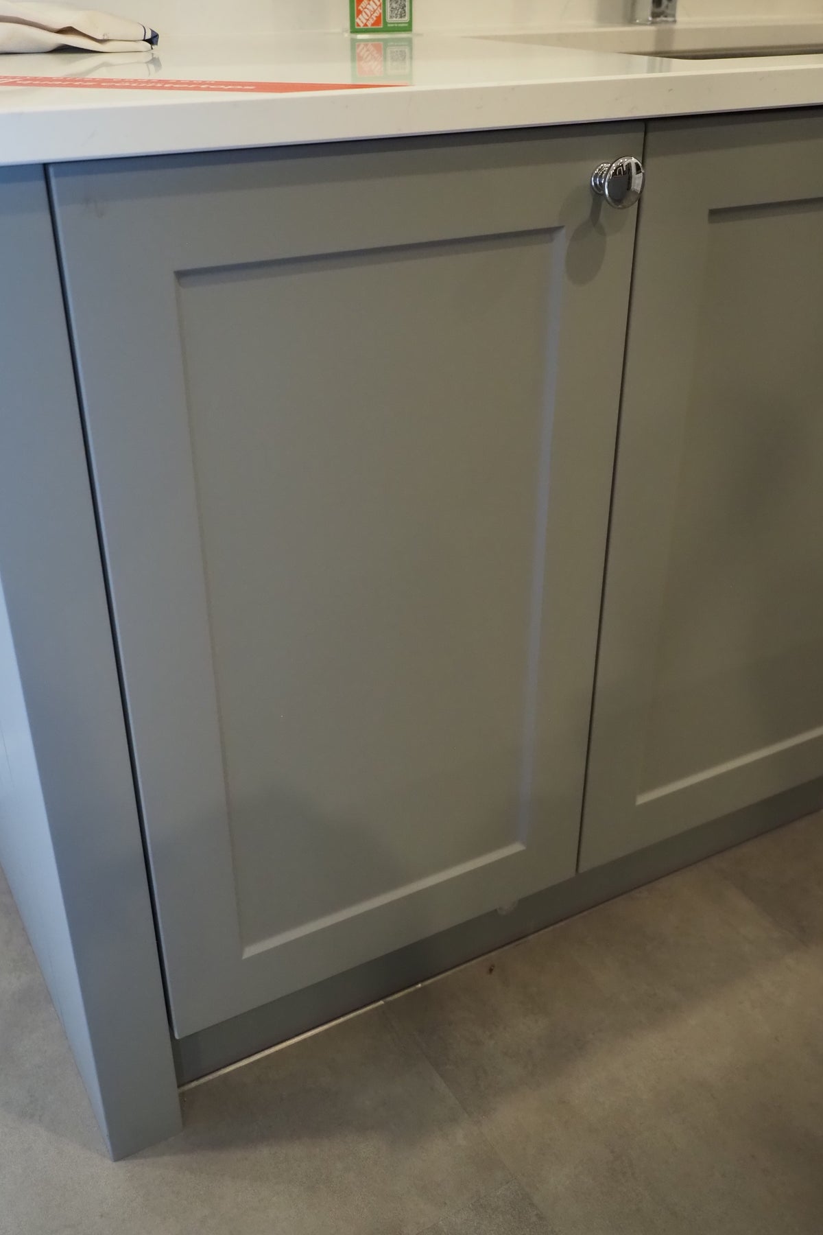 Wren Shaker White & Grey Matte Kitchen with KitchenAid Appliances