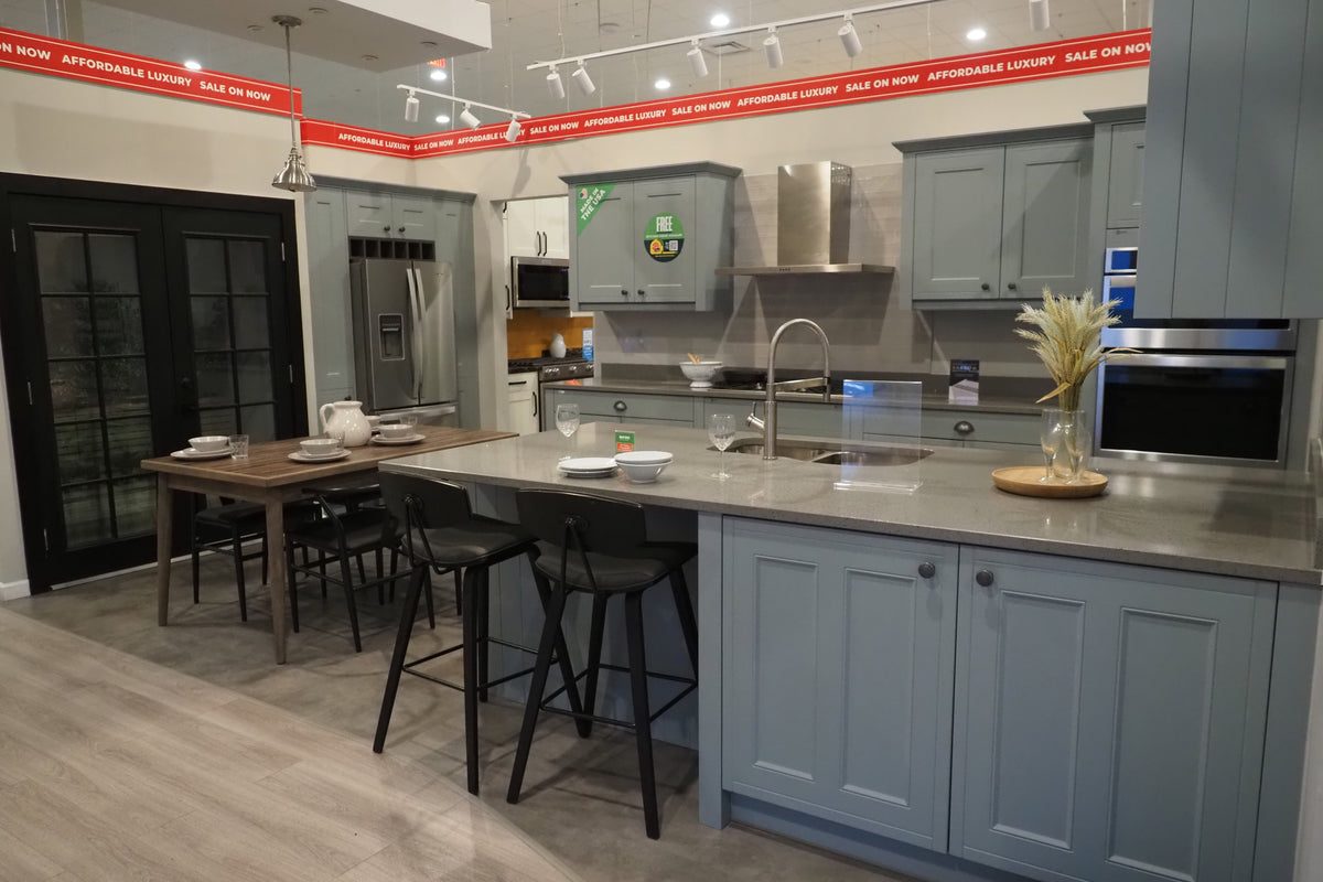 Wren Shaker Sage Green Matte Kitchen with Appliances
