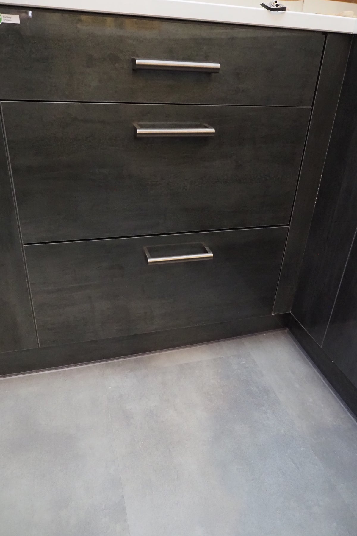 Wren Ultra & Elements Bianco and Metallic Slate Gloss Kitchen