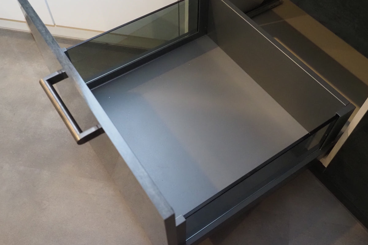 Wren Ultra & Elements Bianco and Metallic Slate Gloss Kitchen