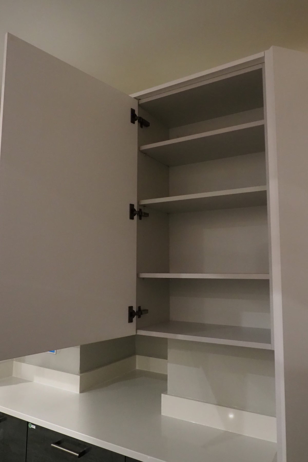Wren Ultra & Elements Bianco and Metallic Slate Gloss Kitchen