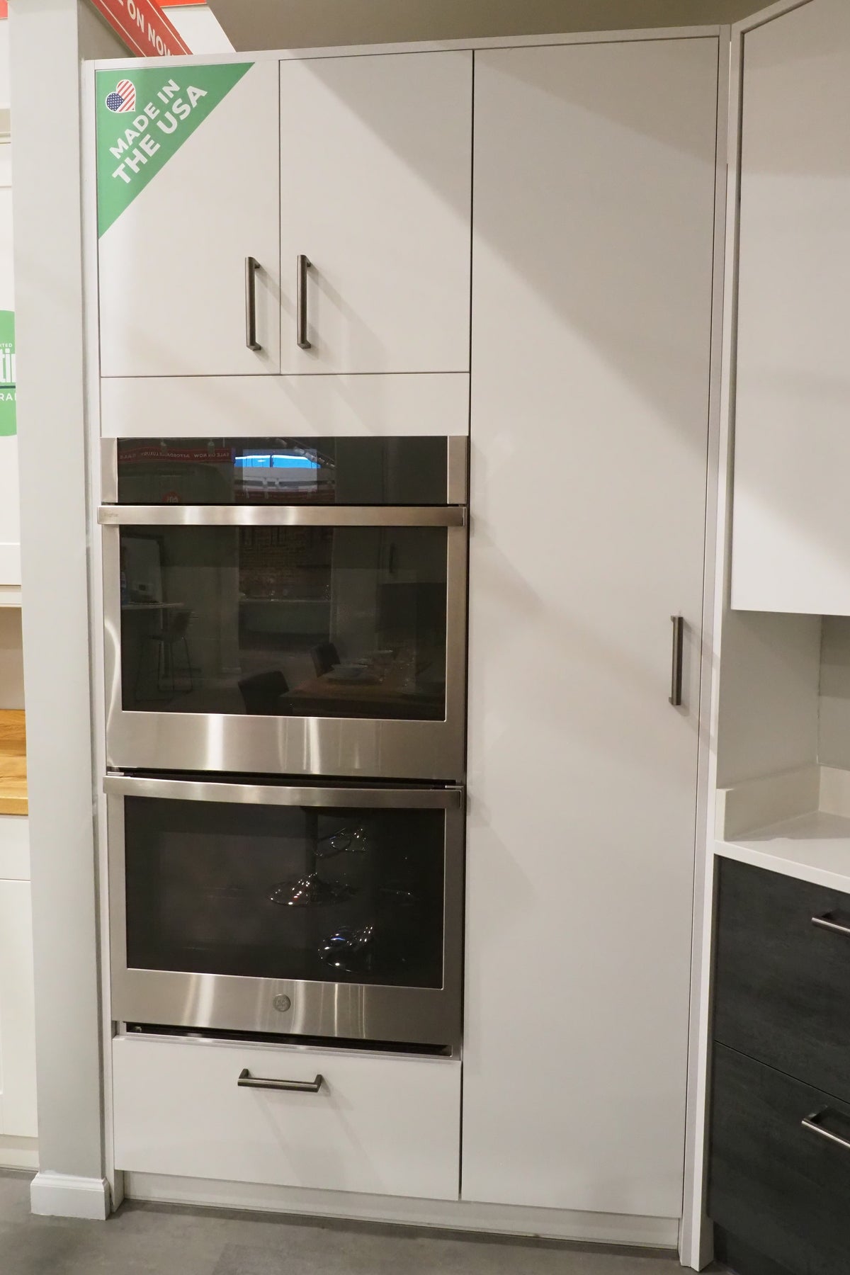 Wren Ultra & Elements Bianco and Metallic Slate Gloss Kitchen