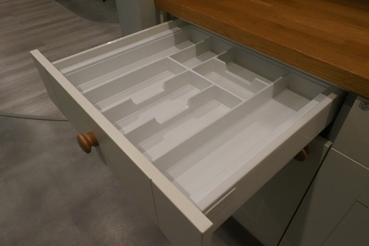 Wren Shaker Classic Cream Matte Kitchen