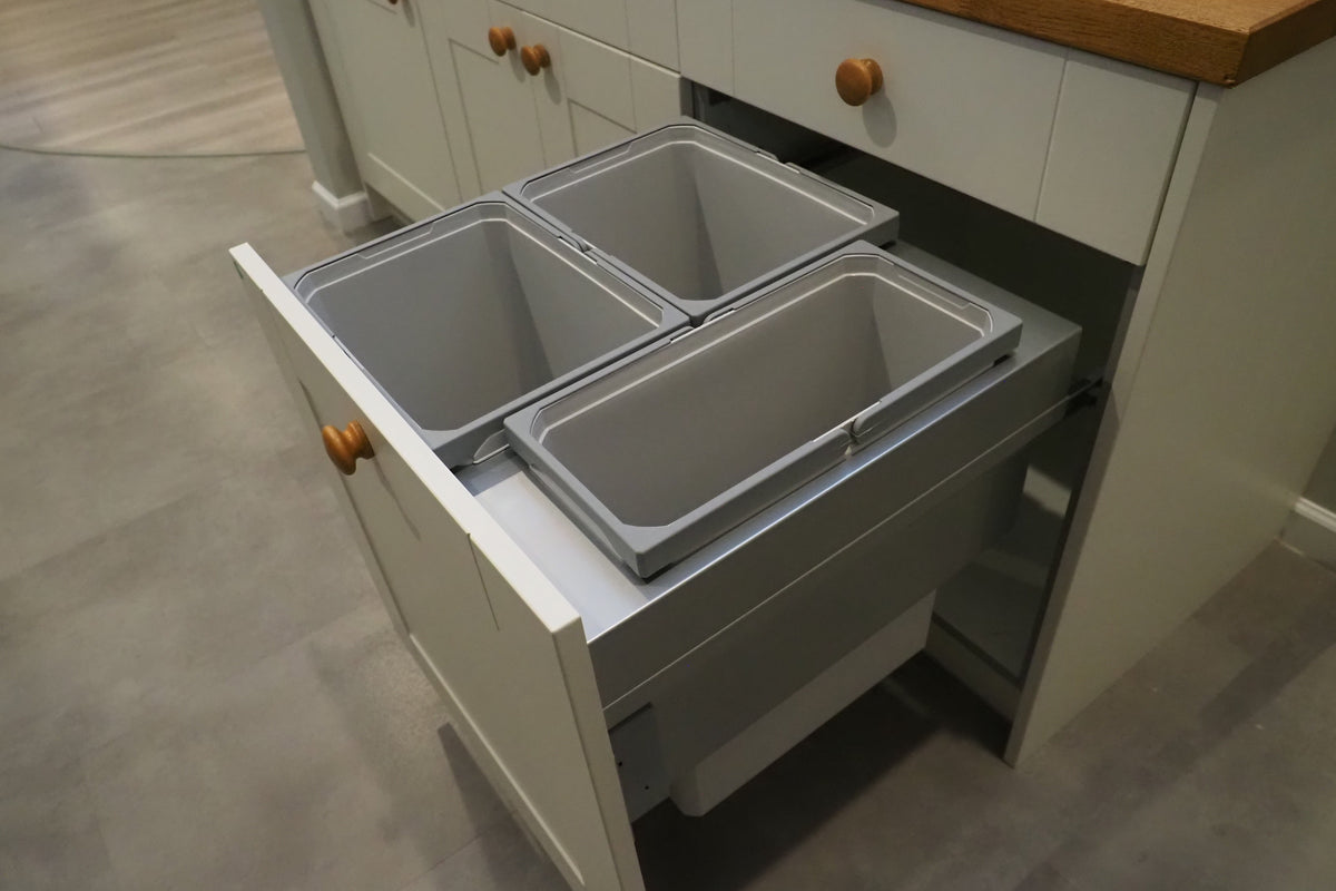 Wren Shaker Classic Cream Matte Kitchen