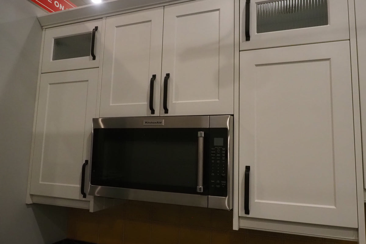 Wren Shaker Chelsea Juratek Cream Matte Kitchen