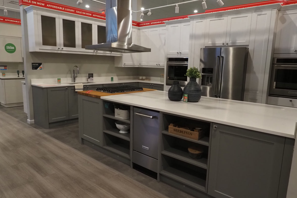 Wren Shaker White & Grey Matte Kitchen with KitchenAid Appliances