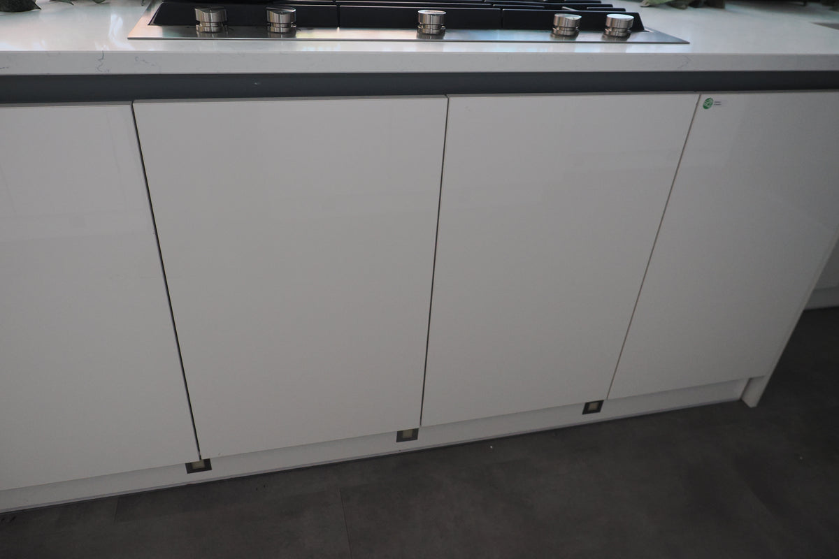 Wren Milano High Gloss White Kitchen with Island