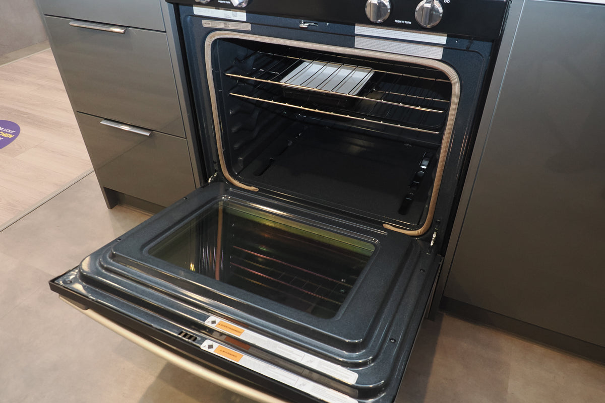 Wren Autograph Lava Gray Gloss Kitchen