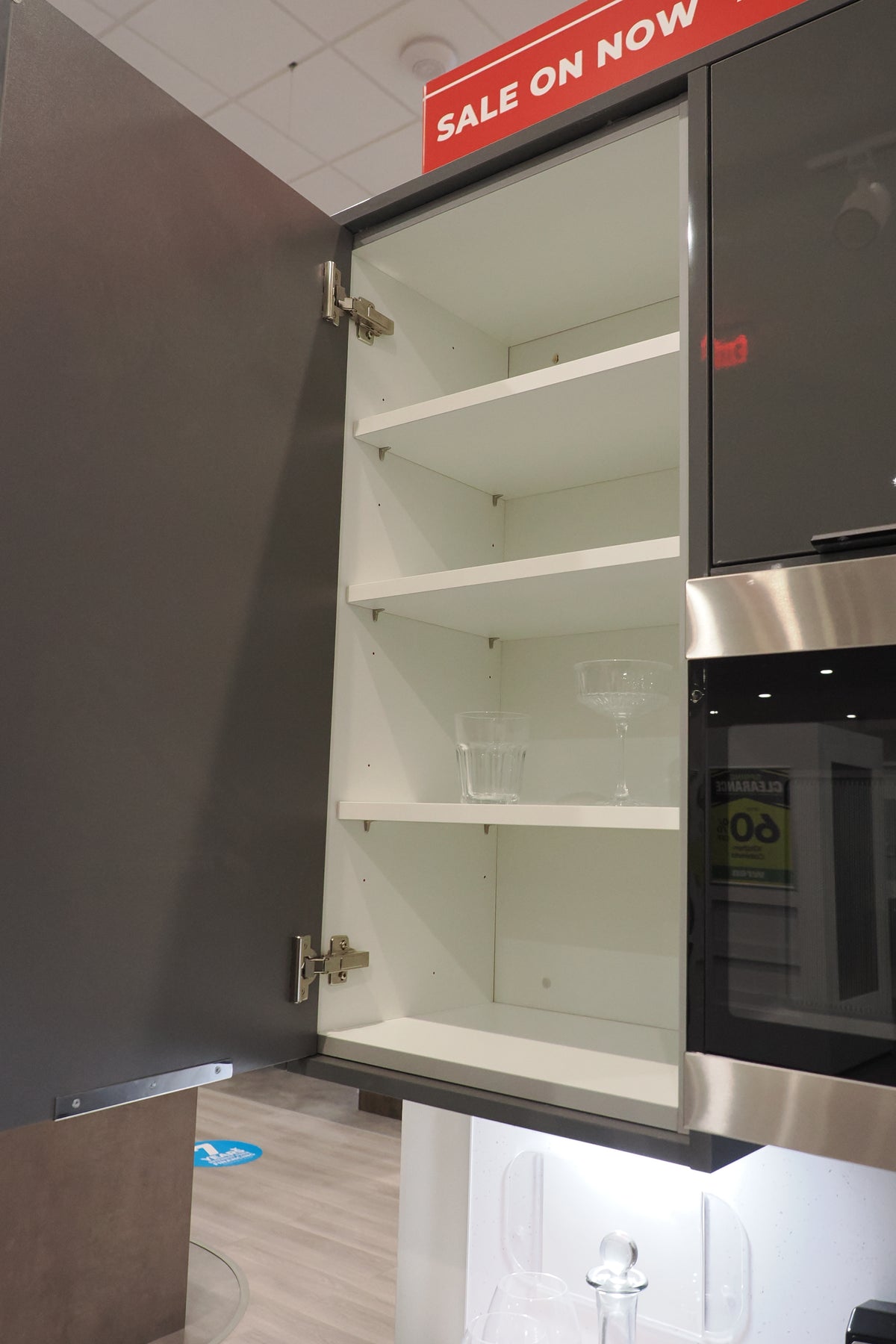 Wren Autograph Lava Gray Gloss Kitchen