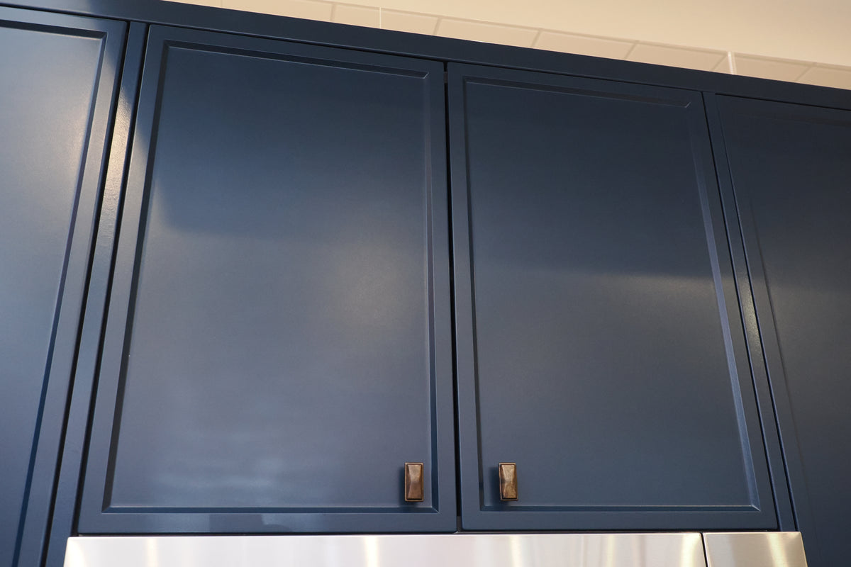 Wren Shaker Navy Blue Kitchen Corner