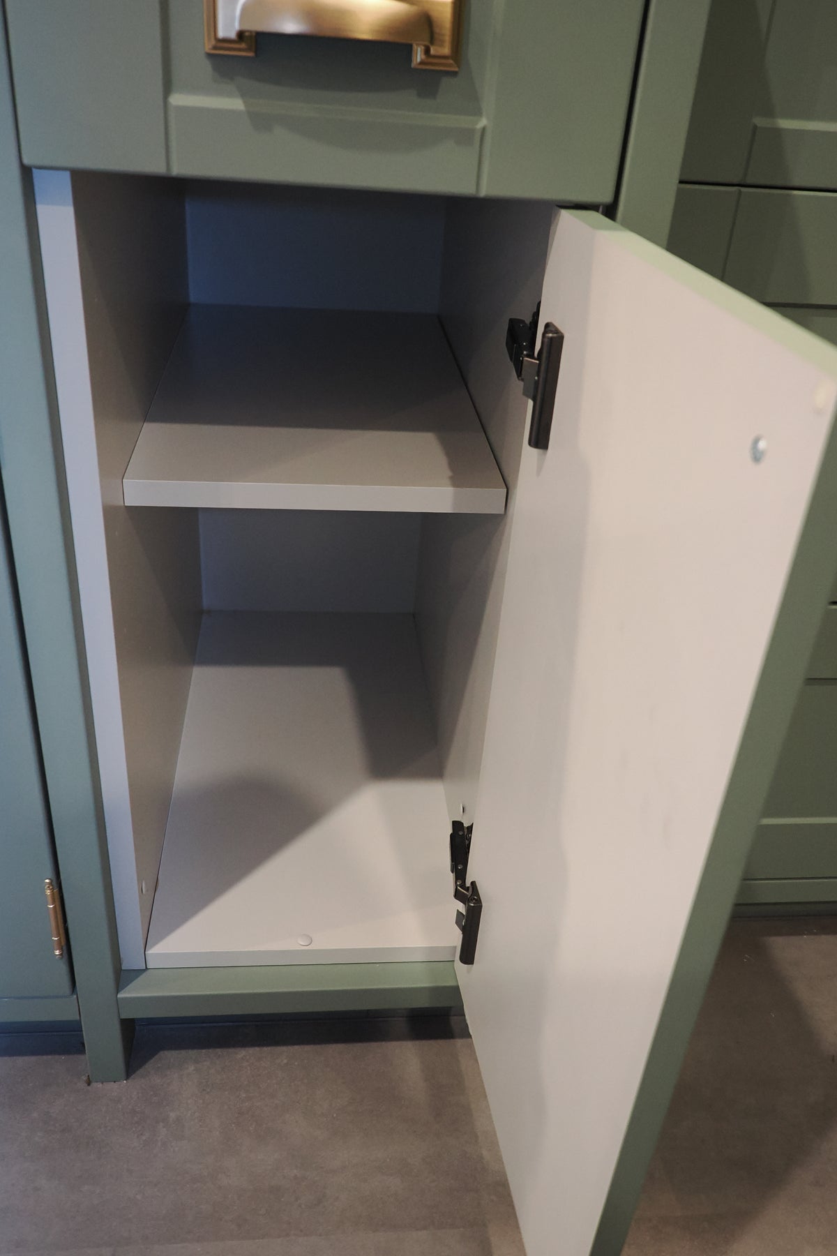 Wren Shaker Sage Green Matte Kitchen with Island