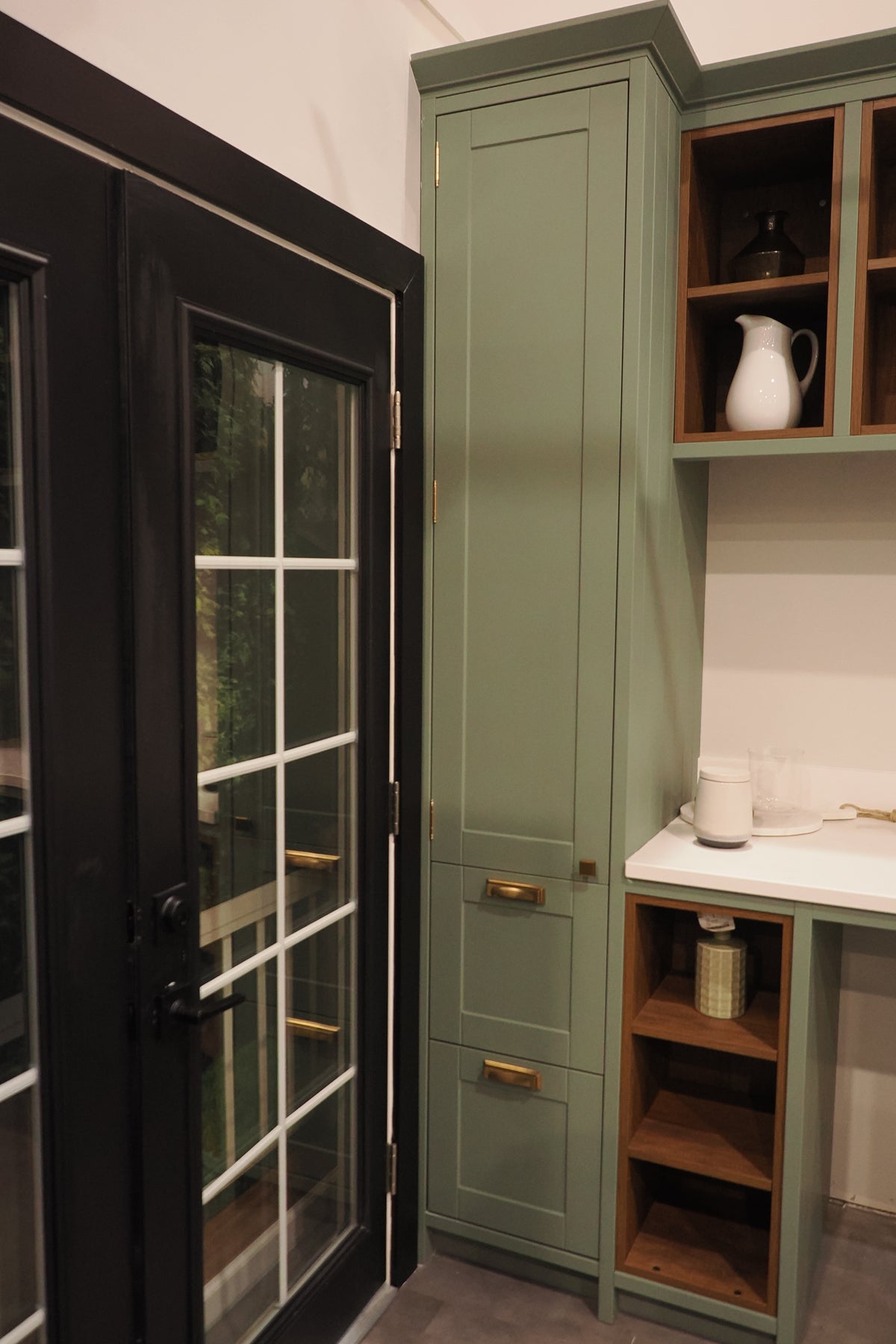 Wren Shaker Sage Green Matte Kitchen with Island