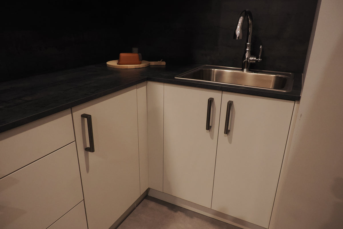 Wren Autograph Pebble Gray Matte Kitchen
