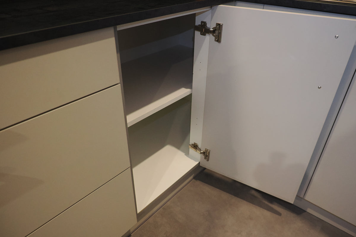 Wren Autograph Pebble Gray Matte Kitchen