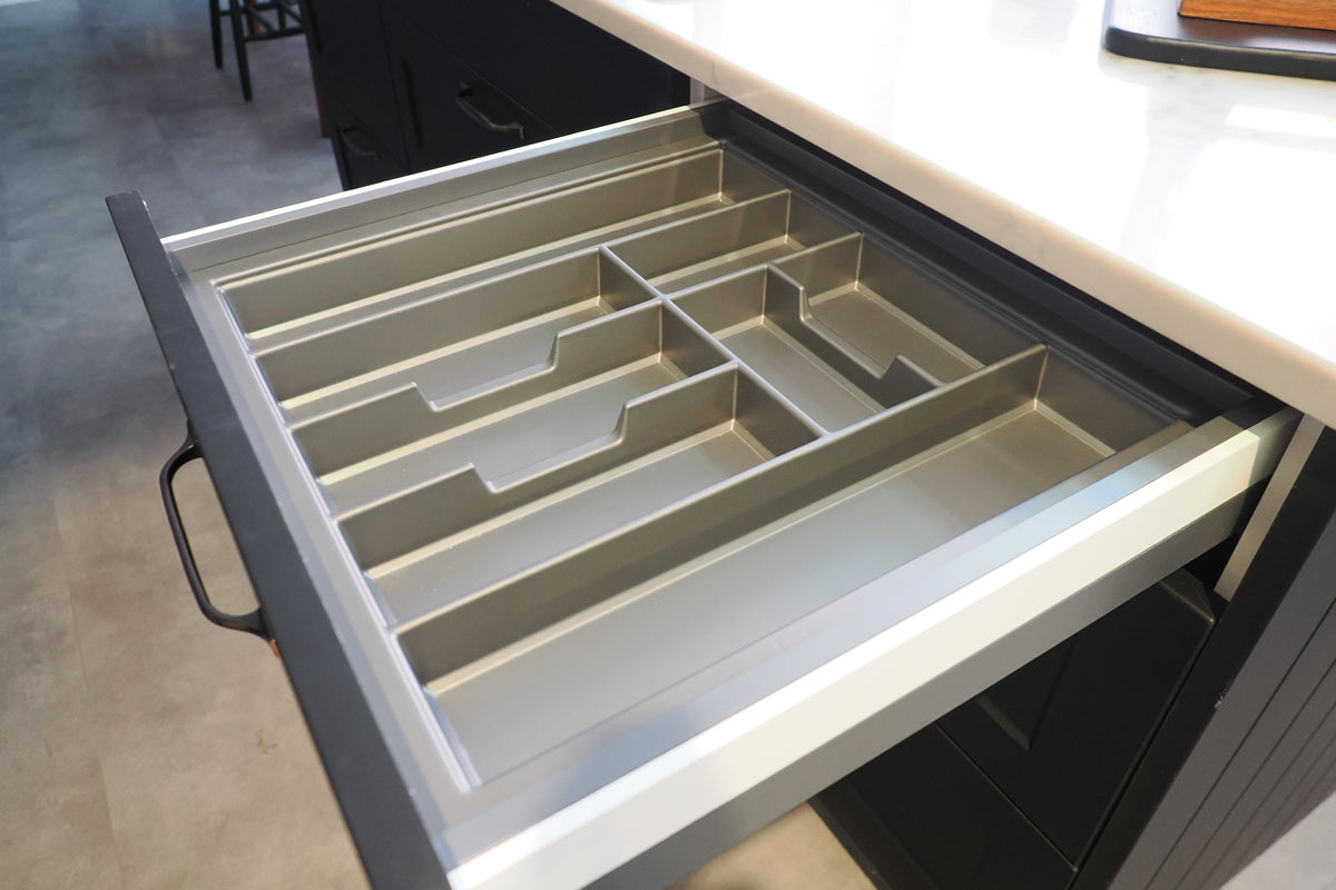 Wren Shaker Chelsea Juratek Black Kitchen with Island