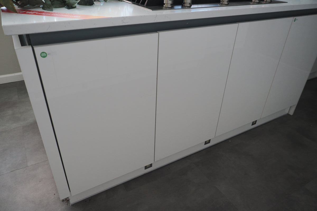 Wren Milano High Gloss White Kitchen with Island