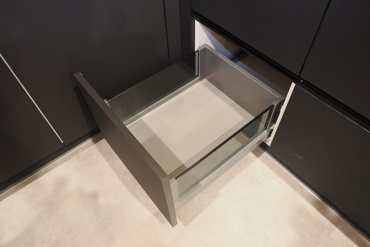 Wren Milano Ultra Kitchen with Cafe Appliances