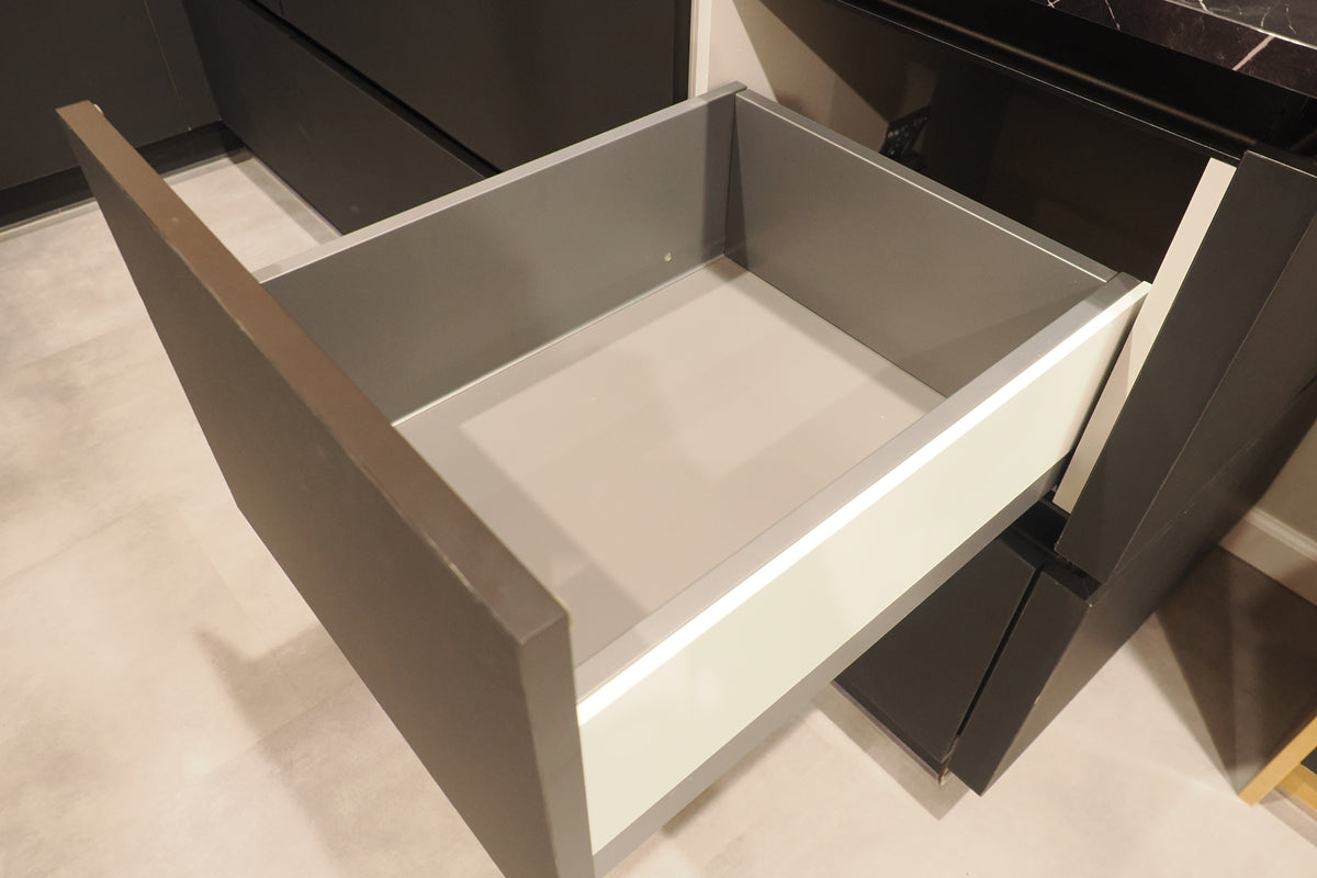 Wren Milano Ultra Kitchen with Cafe Appliances