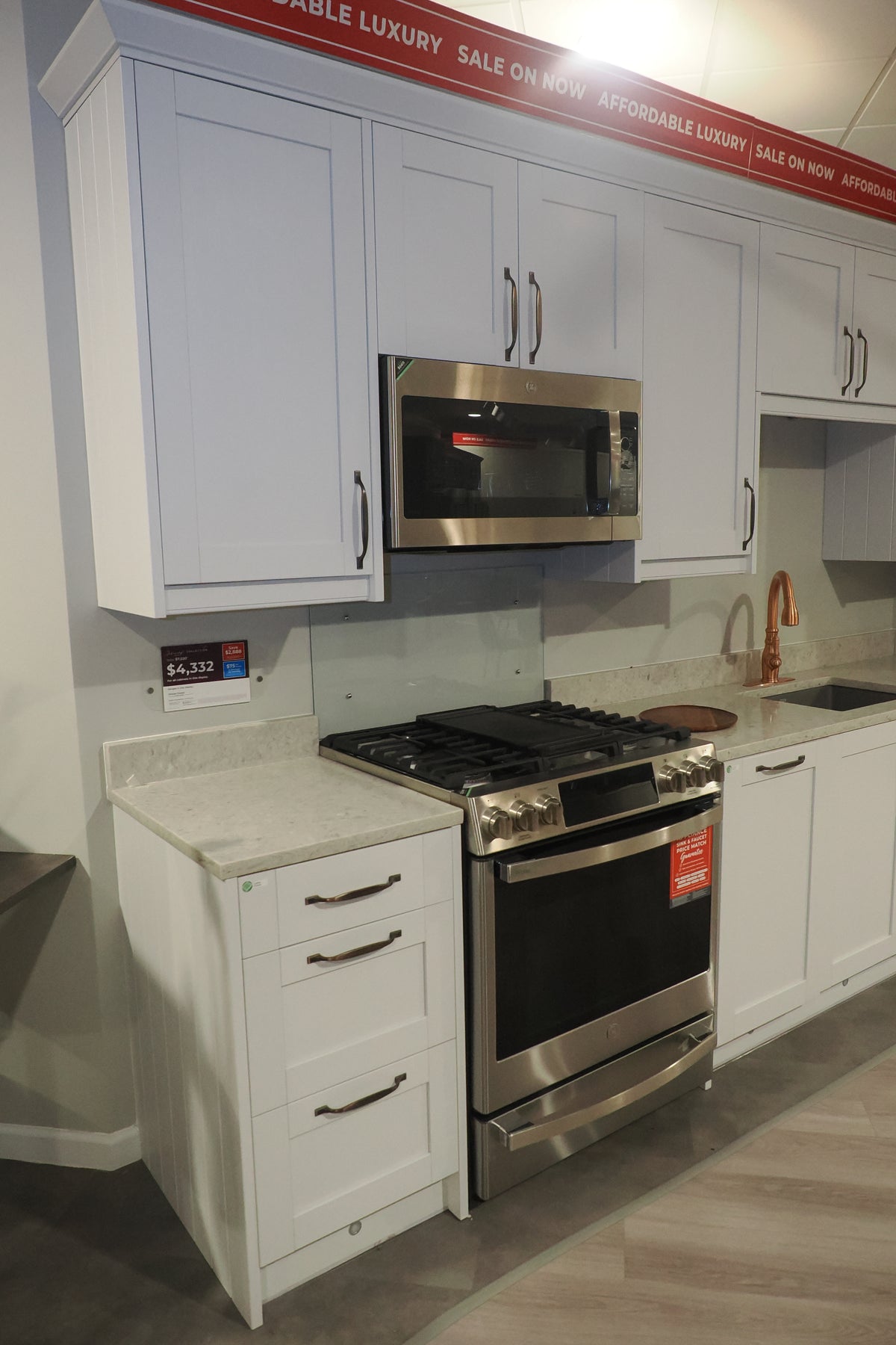 Wren Shaker Chalk White Matte Kitchen