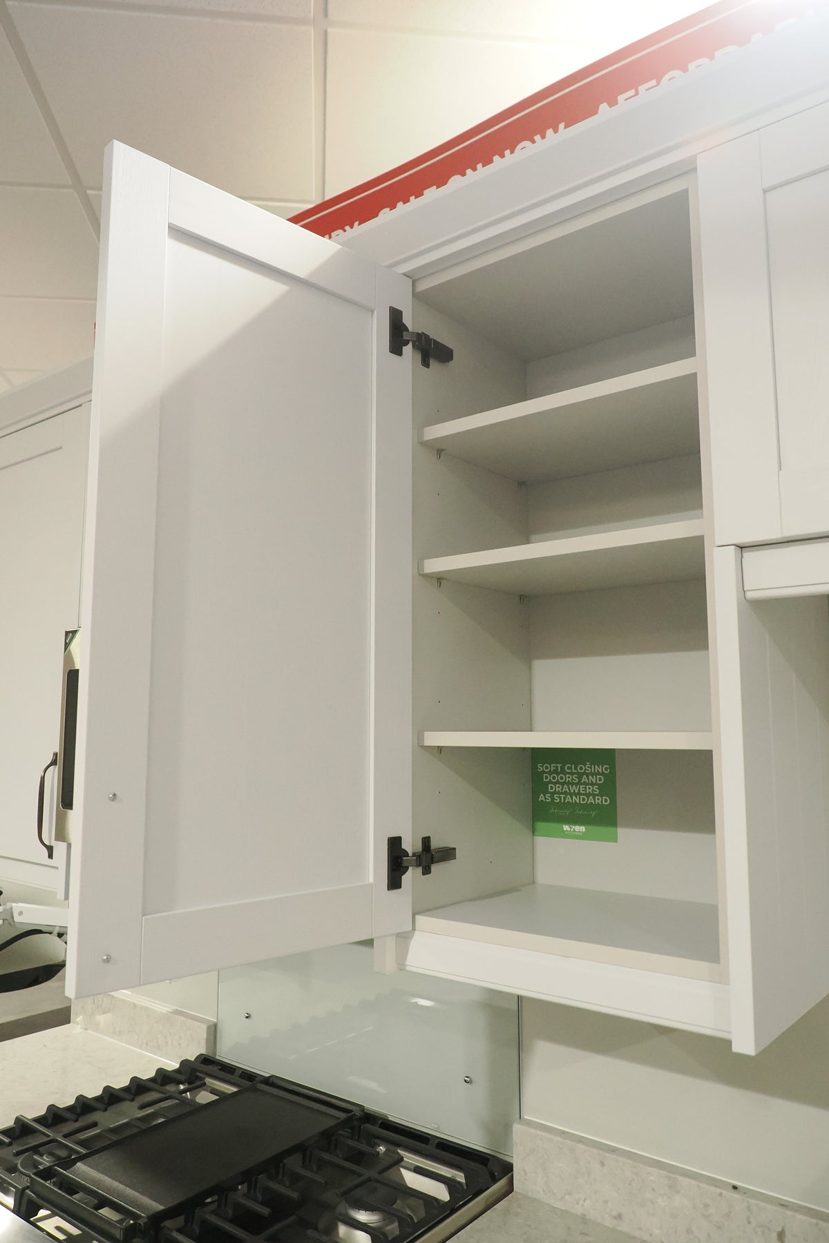 Wren Shaker Chalk White Matte Kitchen