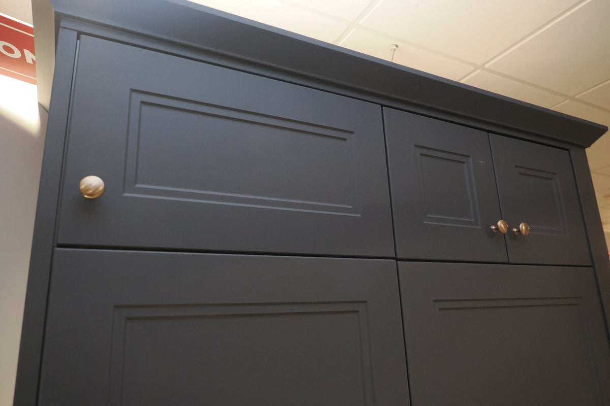 Wren Shaker Juratek Forest Green Matte Kitchen