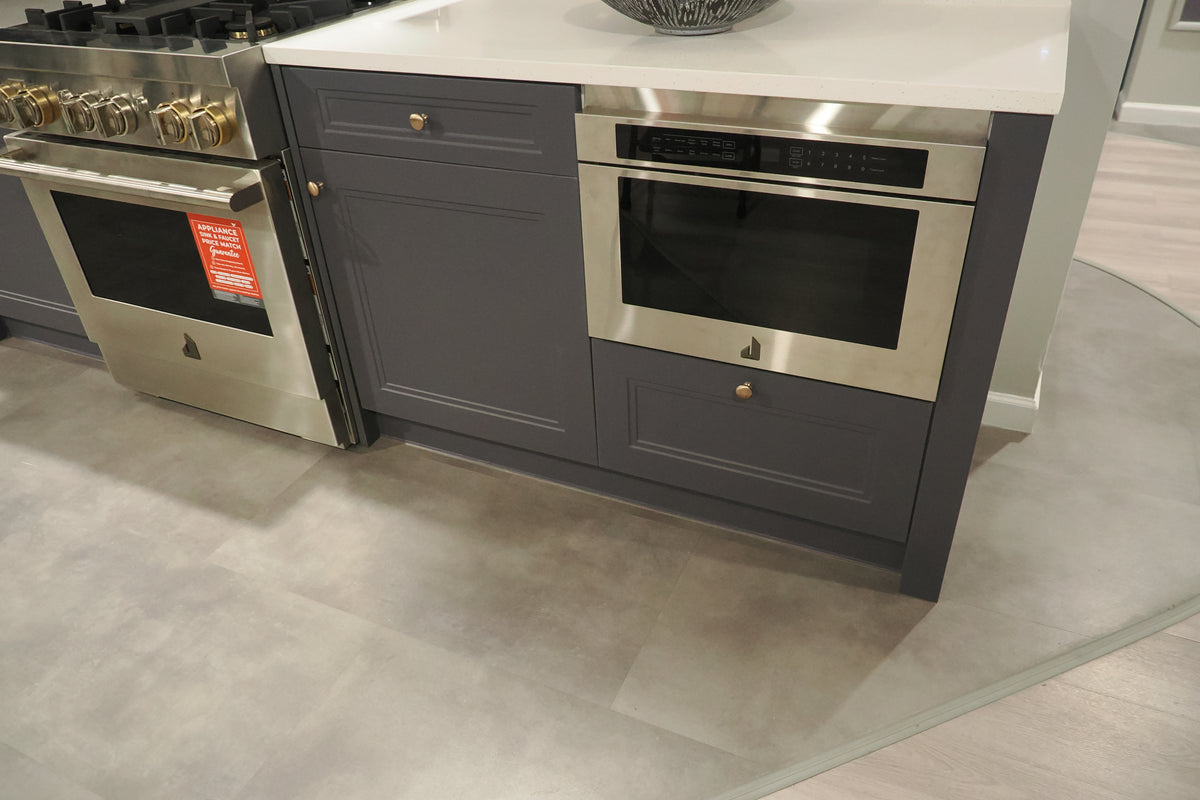 Wren Shaker Juratek Forest Green Matte Kitchen