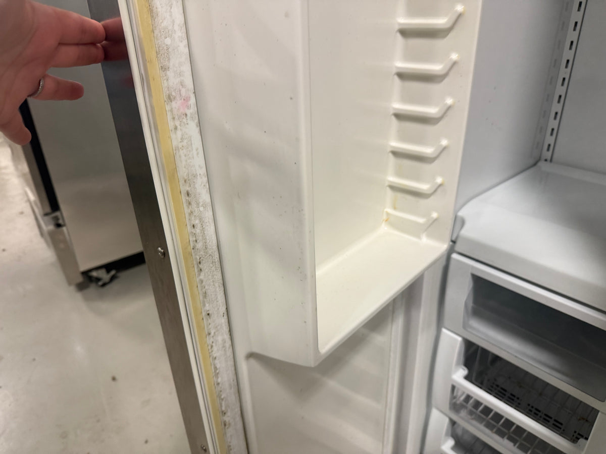Viking VCSB483SS 48" Stainless Steel Side by Side Refrigerator