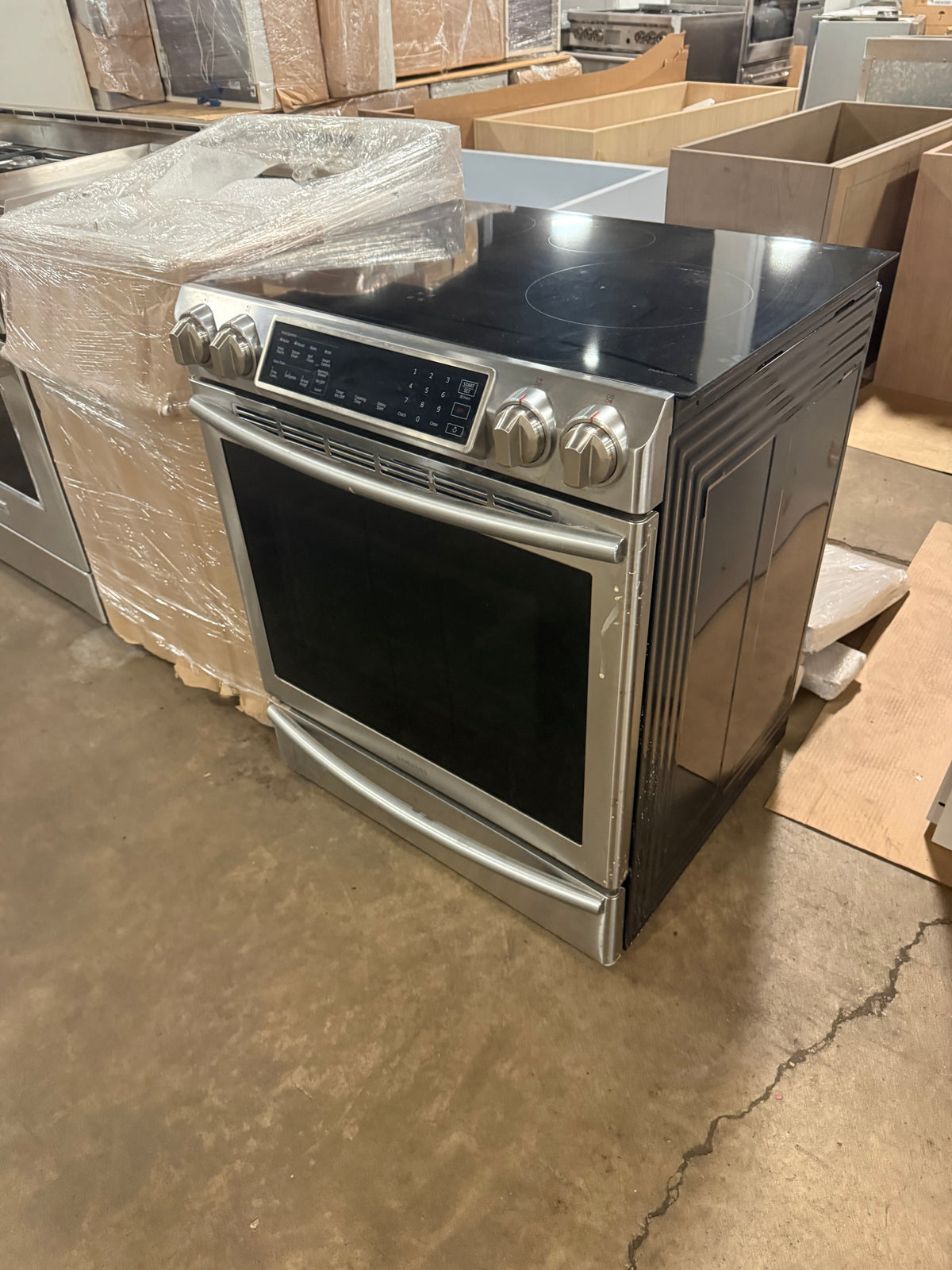 Samsung Chef Collection 30 inch slide in induction range NE58K9560WS