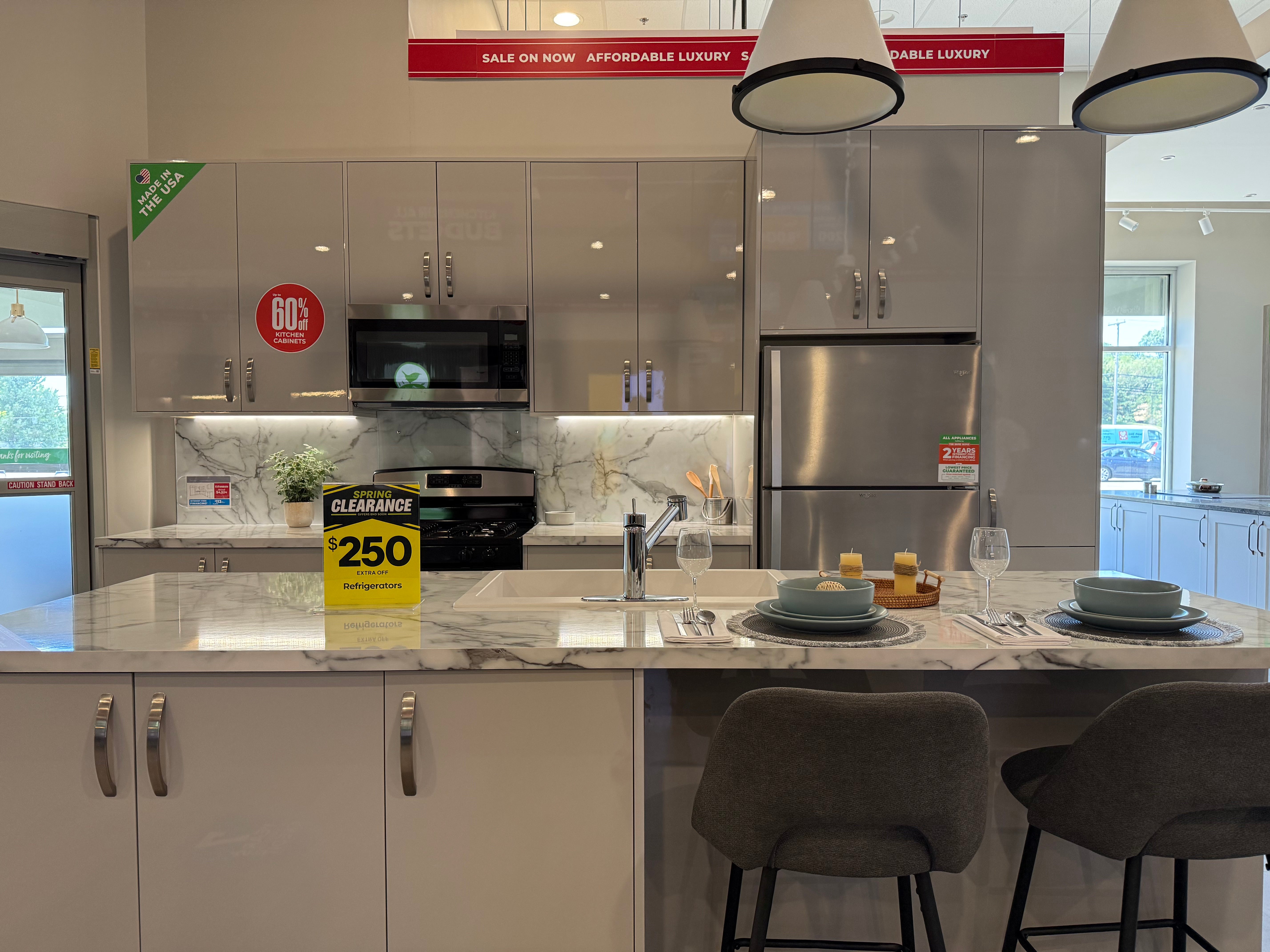Wren Autograph Pebble Gray Gloss Kitchen with Island