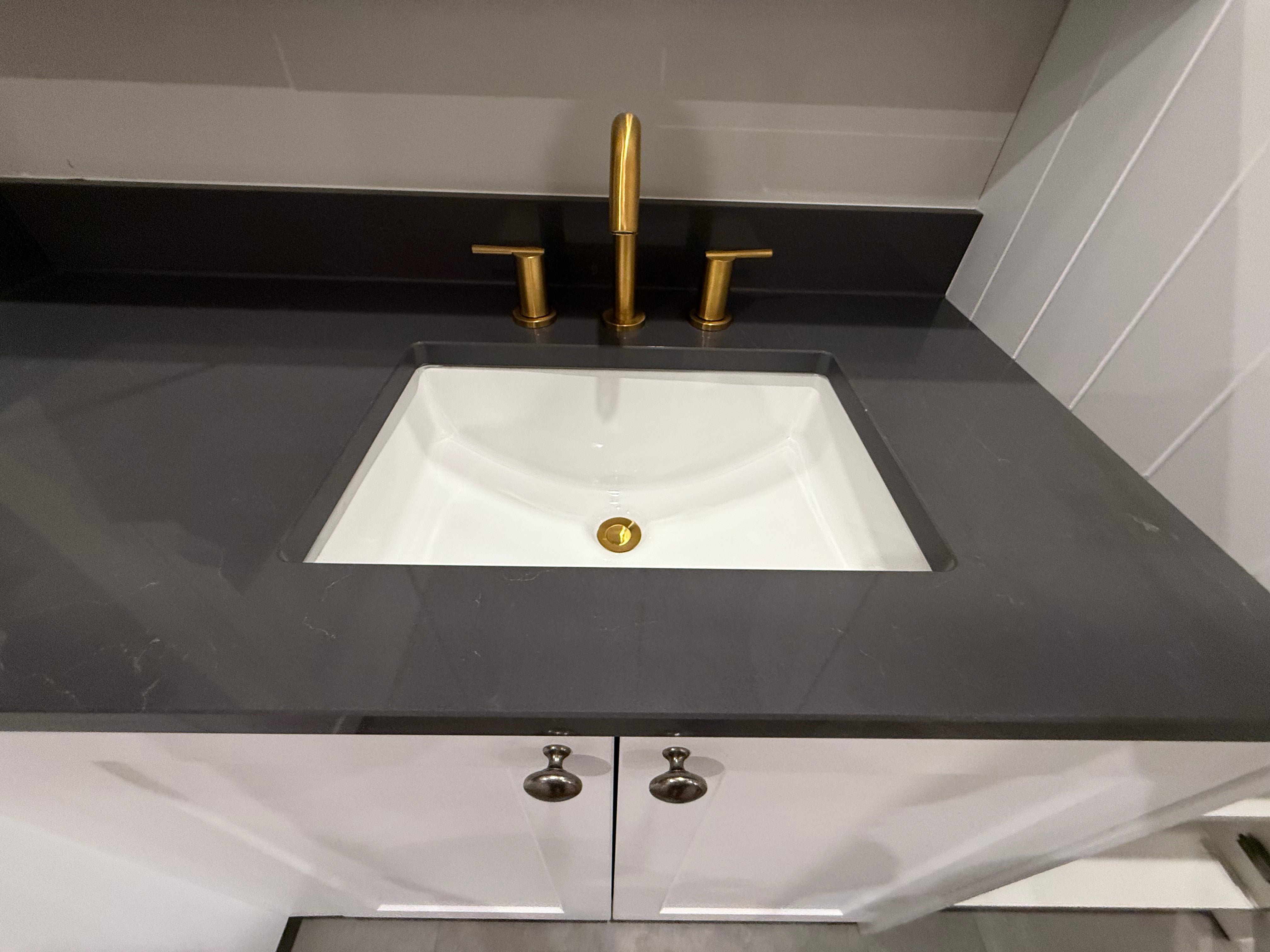 White Shaker Single Corner Vanity with Linen Cabinet