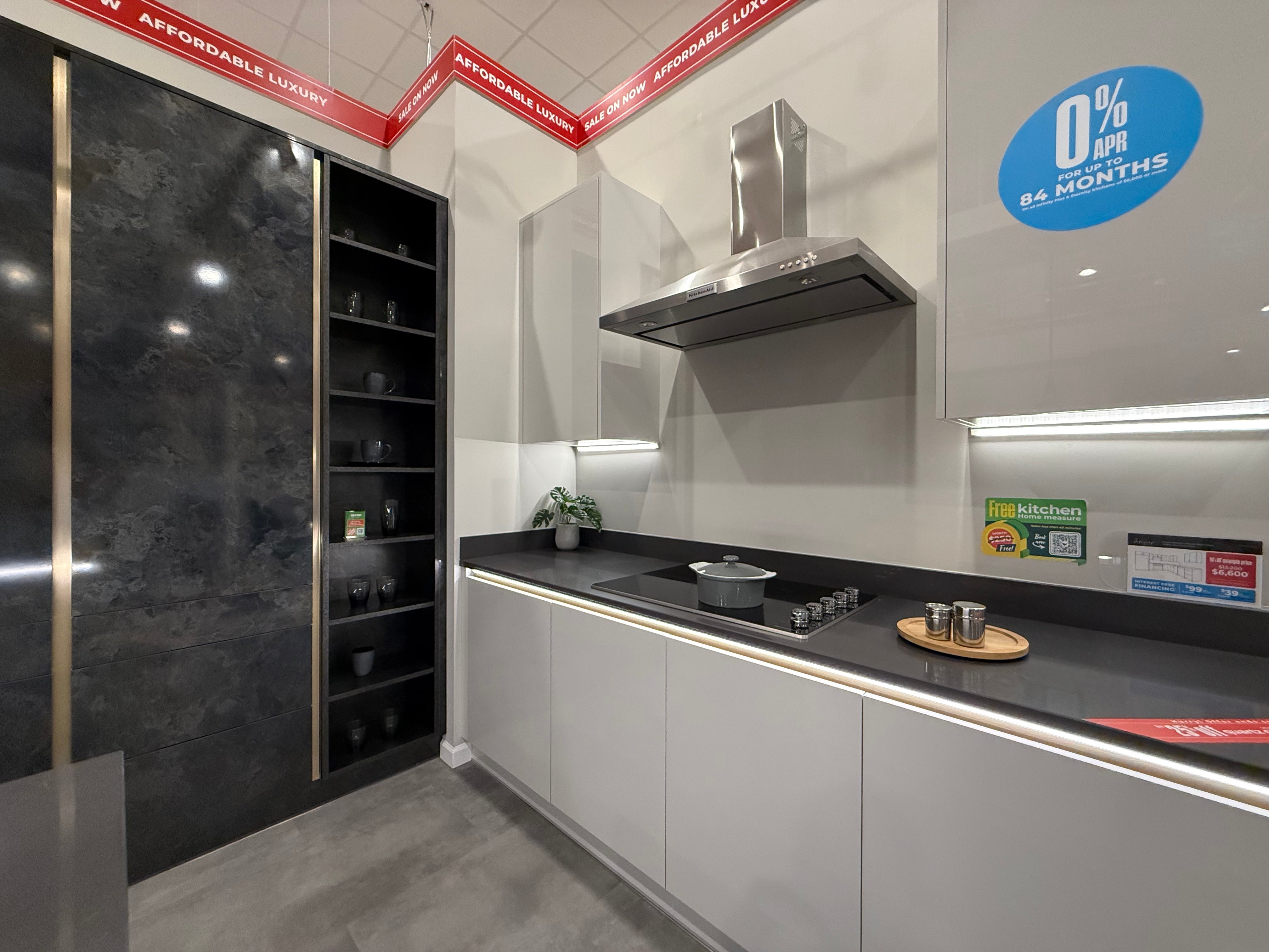 Wren Milano Elements Metallic Night Gloss & Ultra Cloud Gloss Kitchen