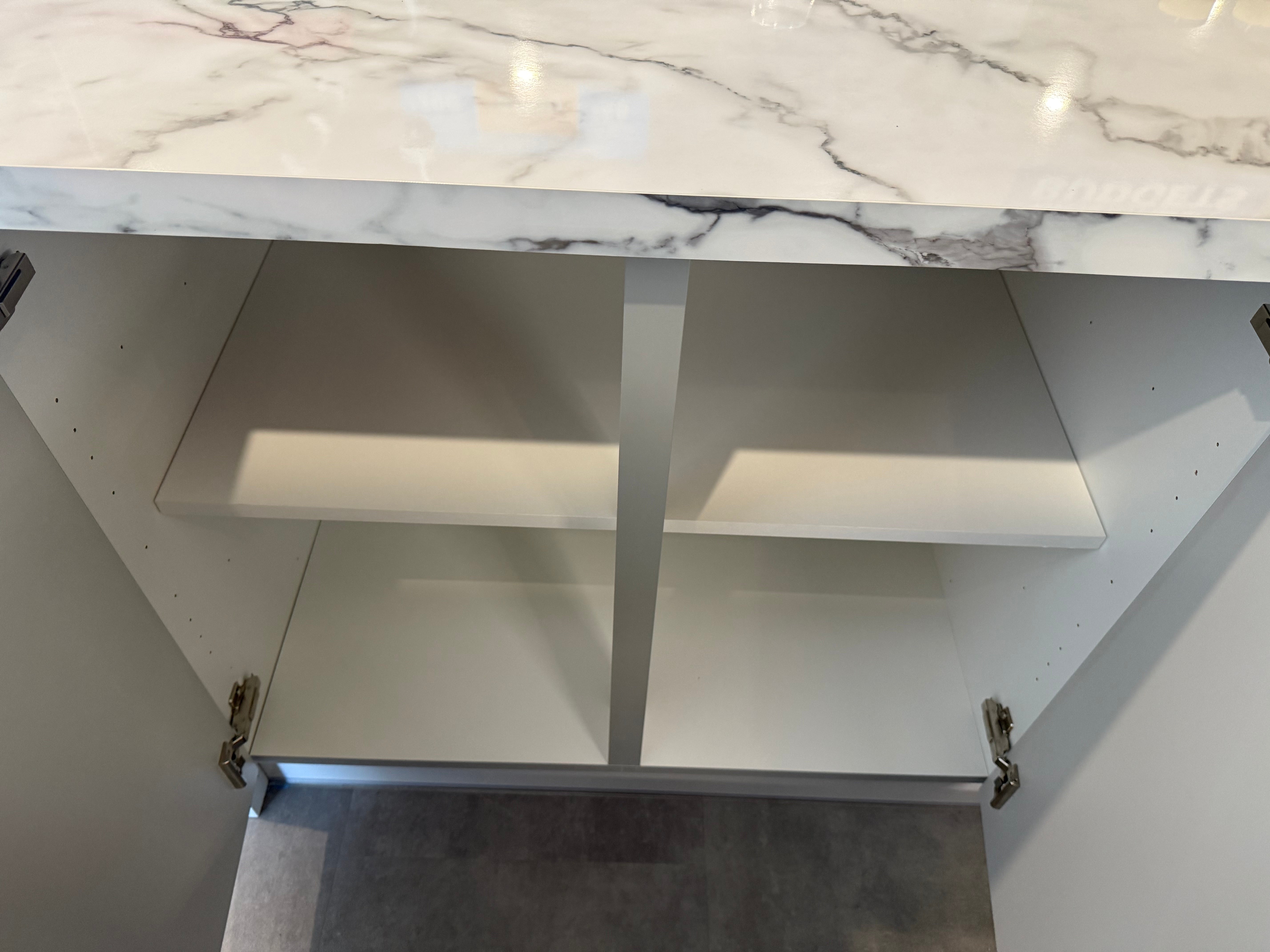 Wren Autograph Pebble Gray Gloss Kitchen with Island